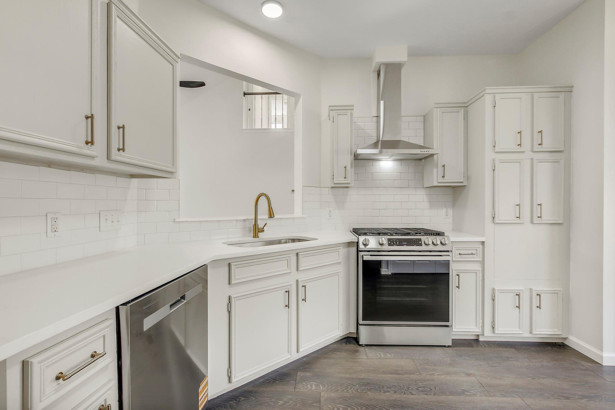 7401 Whistlestop Dr, Austin, TX 78749