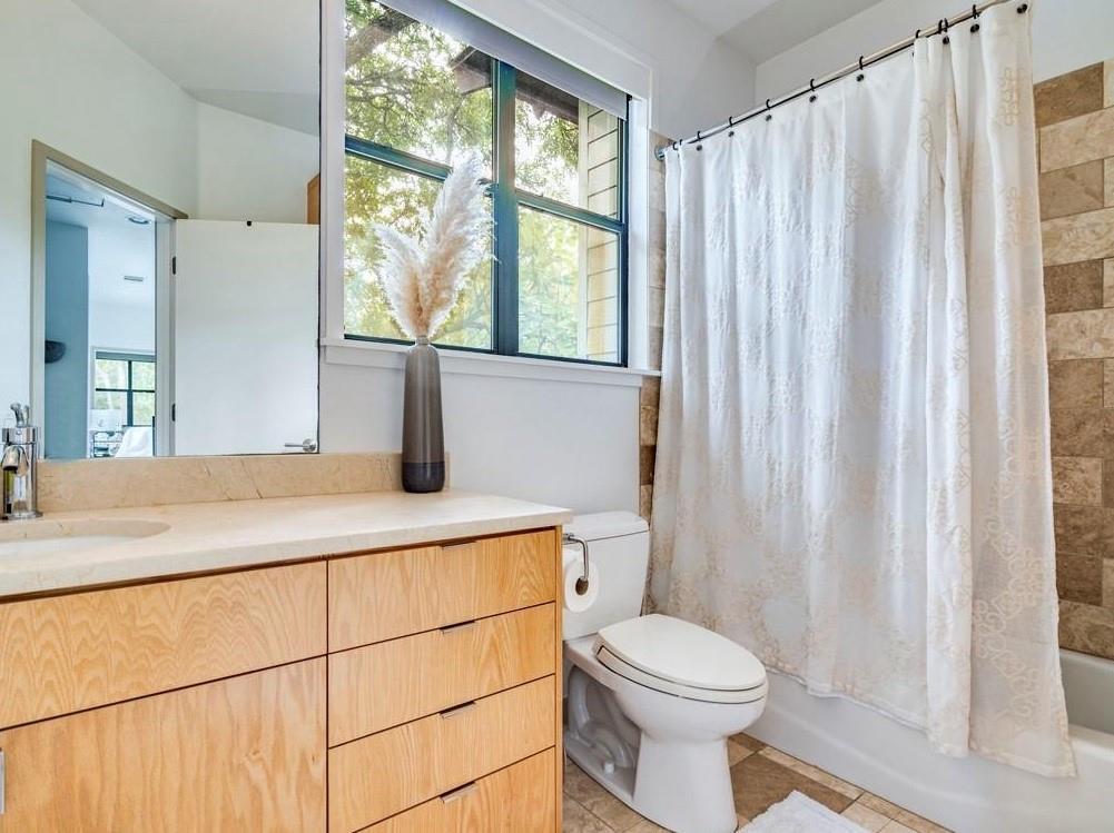 1502 Barton Hills Dr # B, Austin, TX 78704