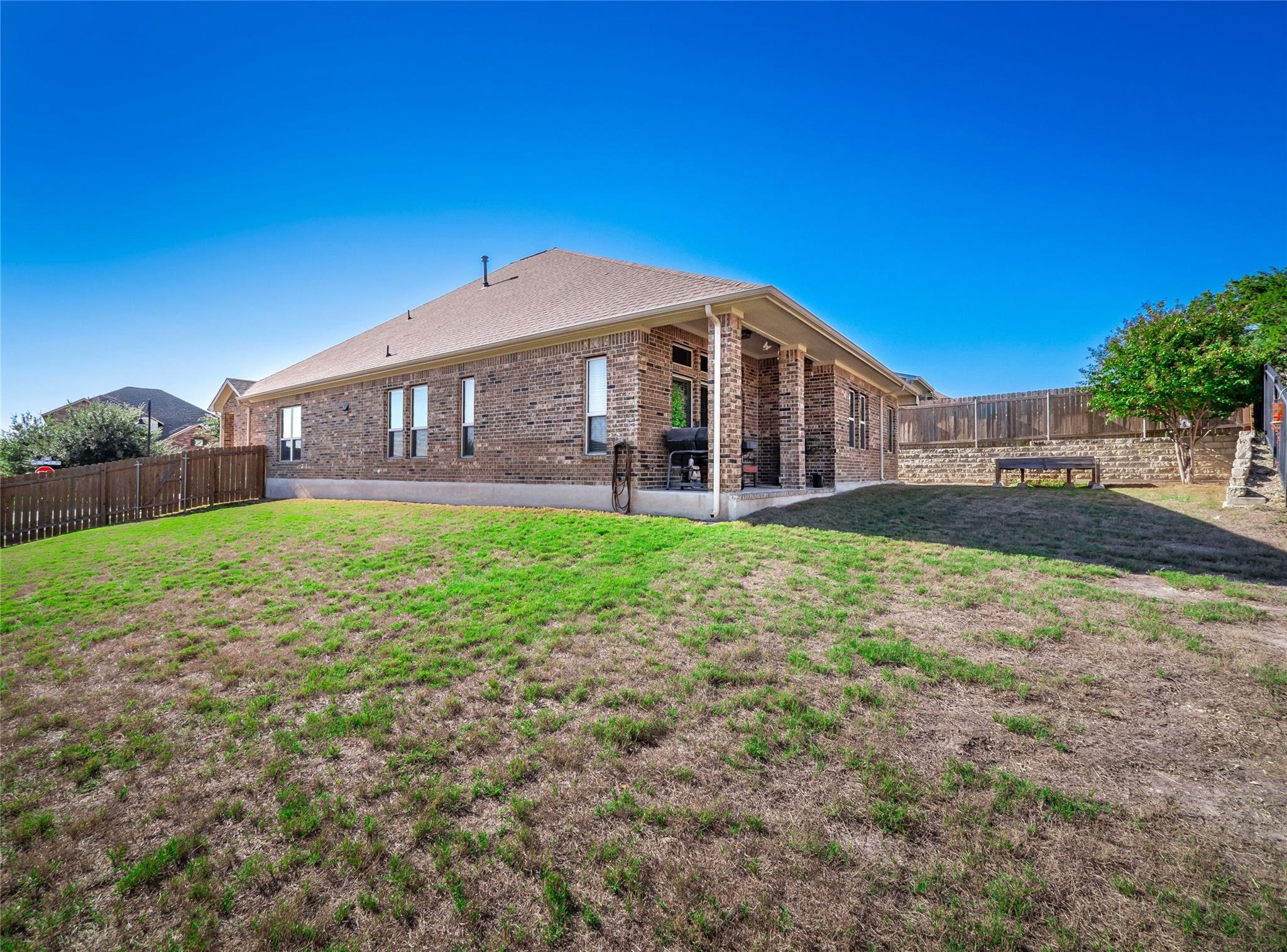 22108 Cross Timbers Bnd, Lago Vista, TX 78645