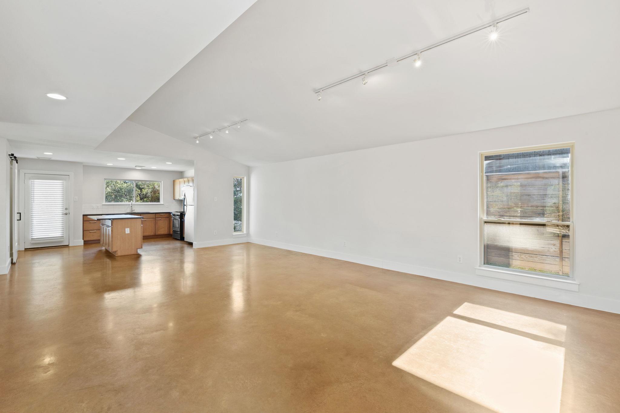 2304 Rain Water Dr, Austin, TX 78734