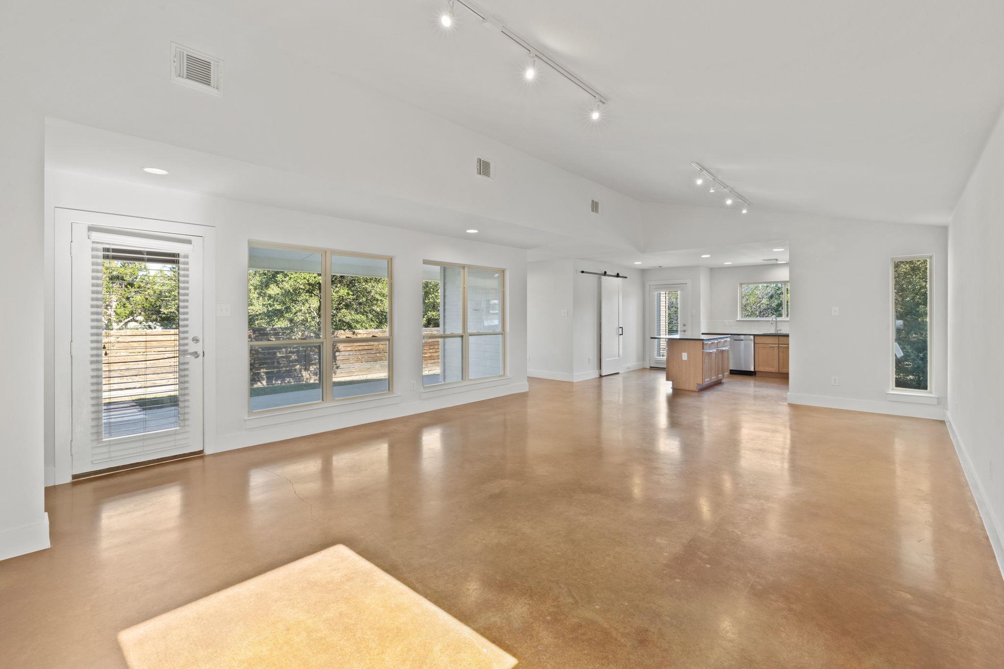 2304 Rain Water Dr, Austin, TX 78734