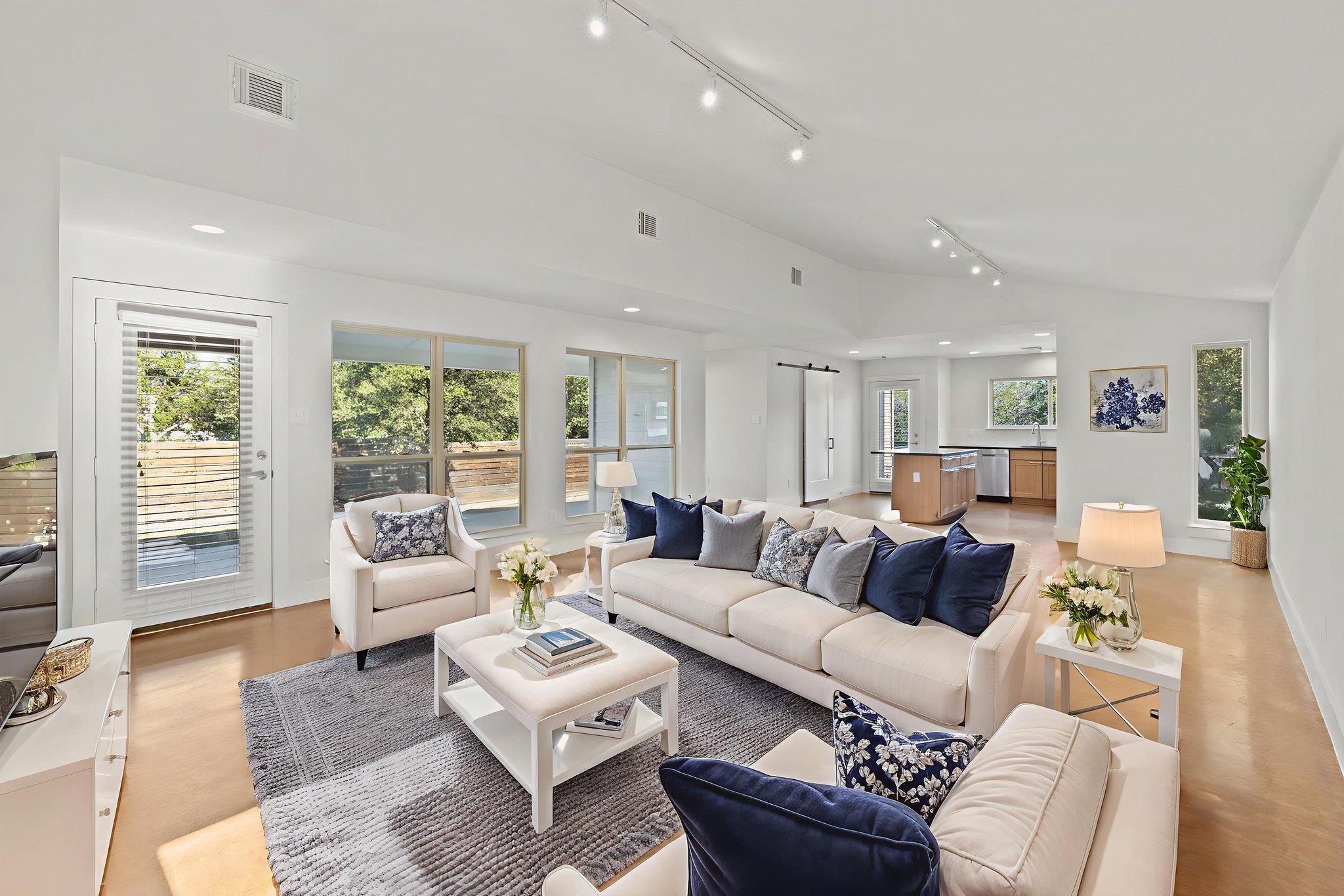 2304 Rain Water Dr, Austin, TX 78734