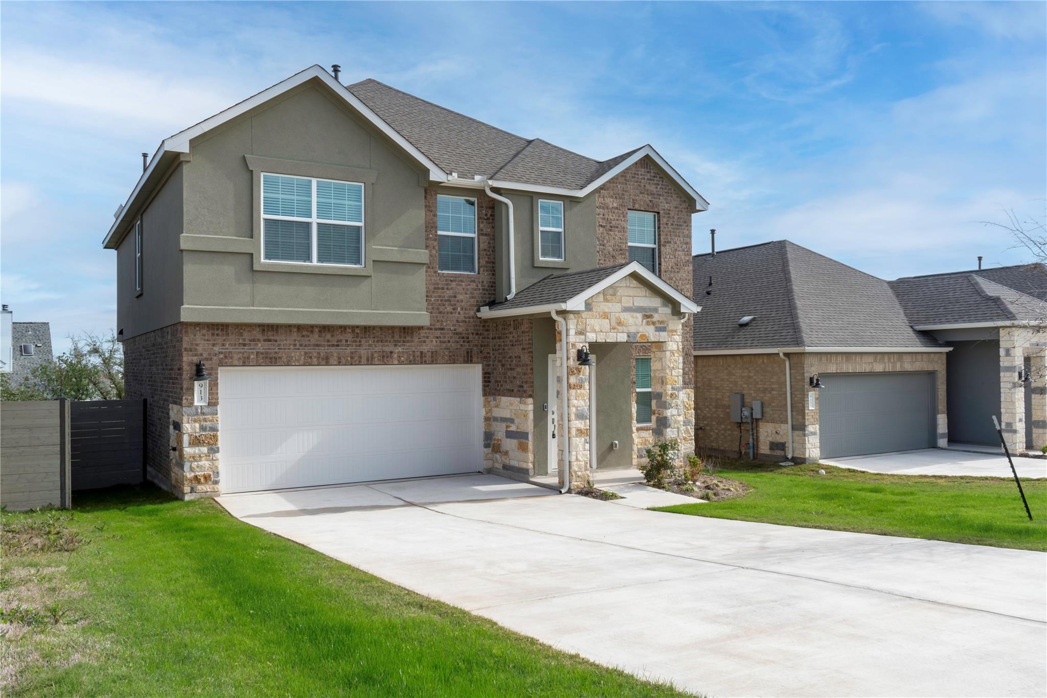 913 Legends Ln, Georgetown, TX 78628