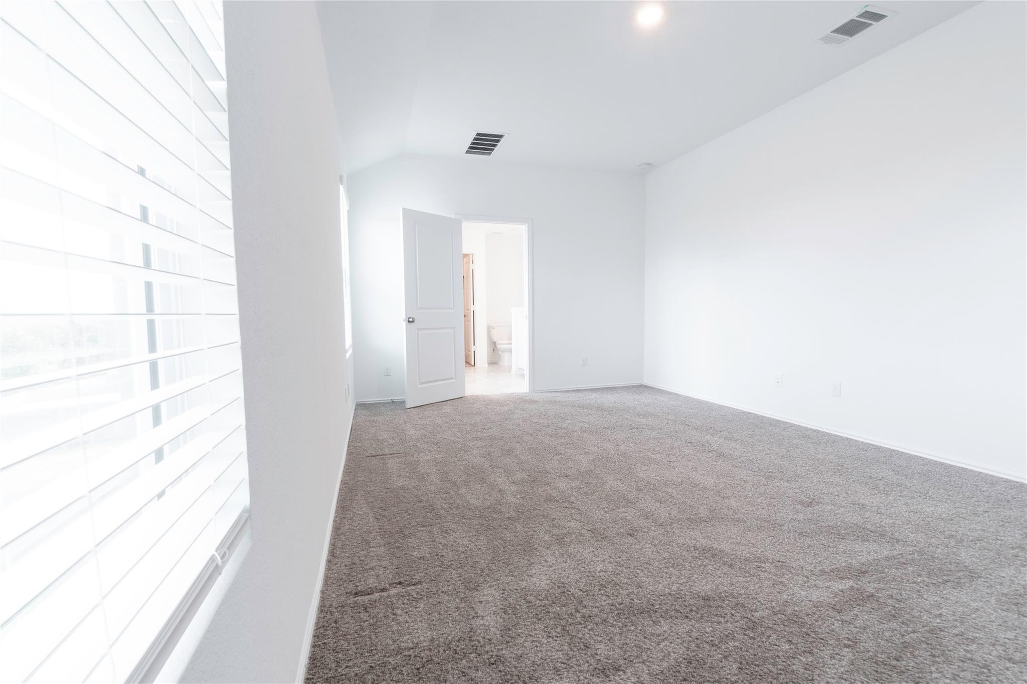 913 Legends Ln, Georgetown, TX 78628