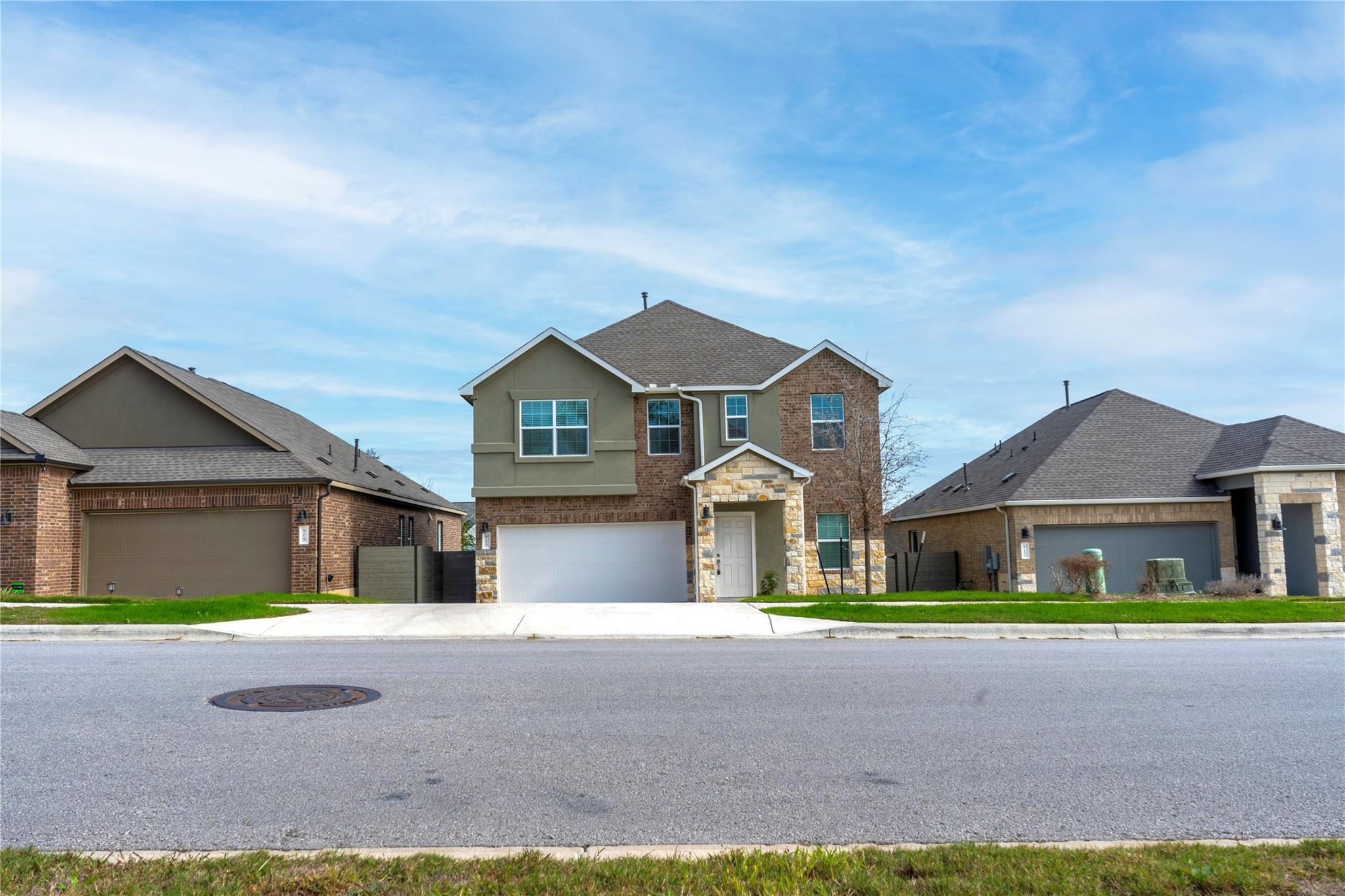 913 Legends Ln, Georgetown, TX 78628