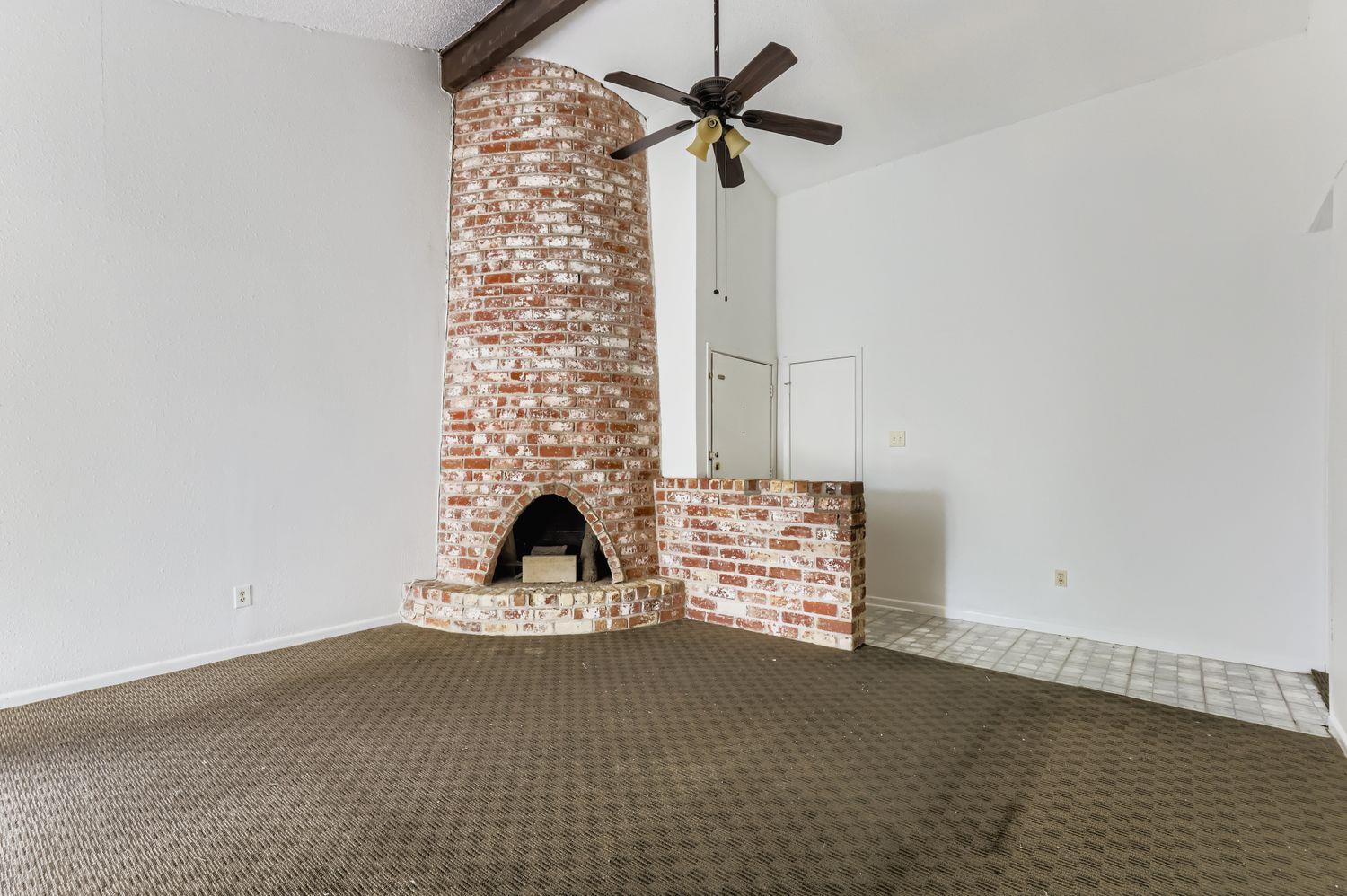 111 STUBBLEFIELD Dr, Elgin, TX 78621