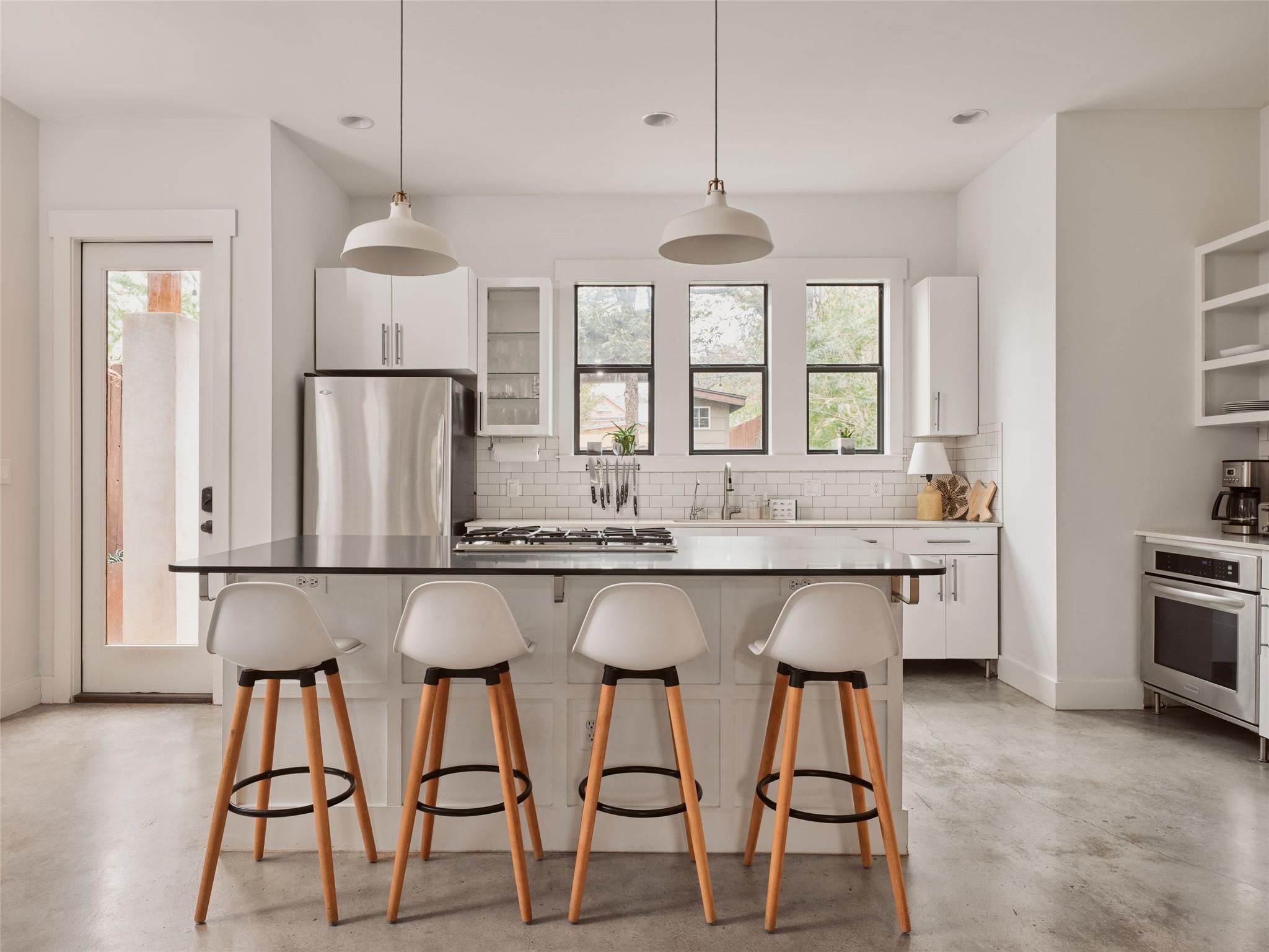 2002 E 13th St # A, Austin, TX 78702