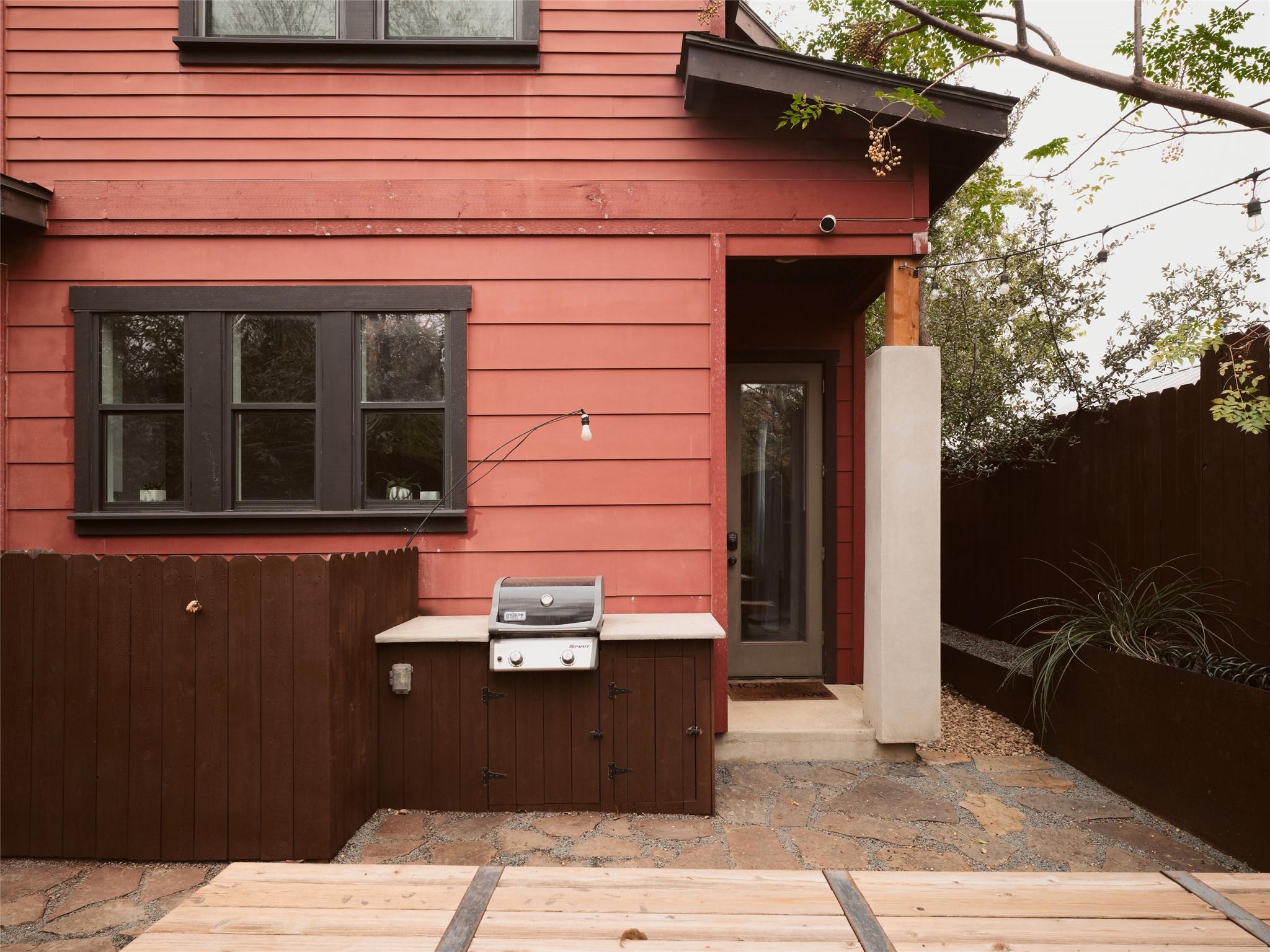 2002 E 13th St # A, Austin, TX 78702