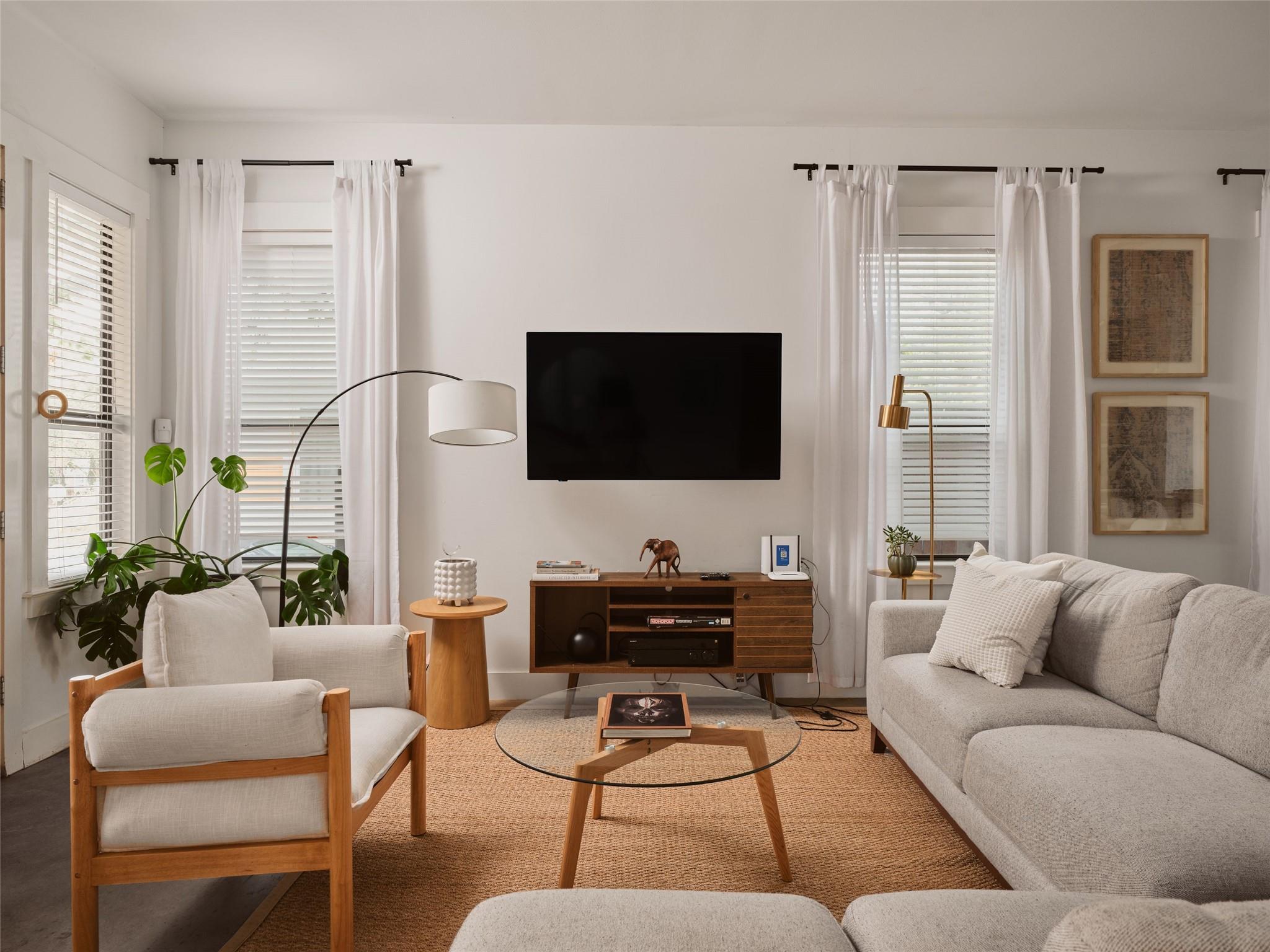 2002 E 13th St # A, Austin, TX 78702