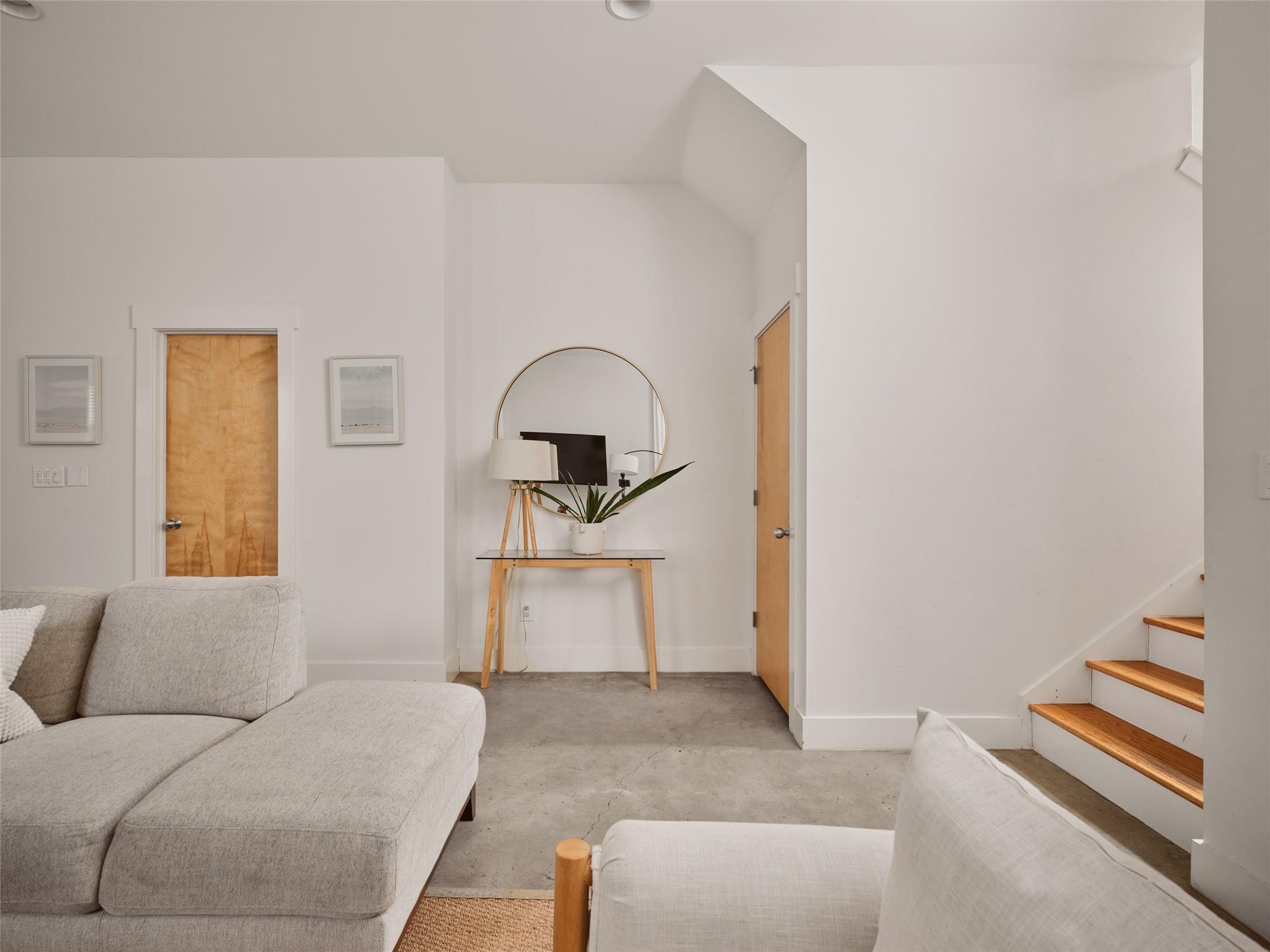 2002 E 13th St # A, Austin, TX 78702