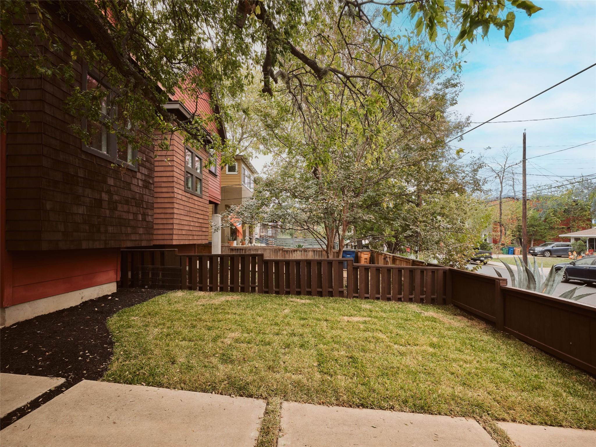 2002 E 13th St # A, Austin, TX 78702