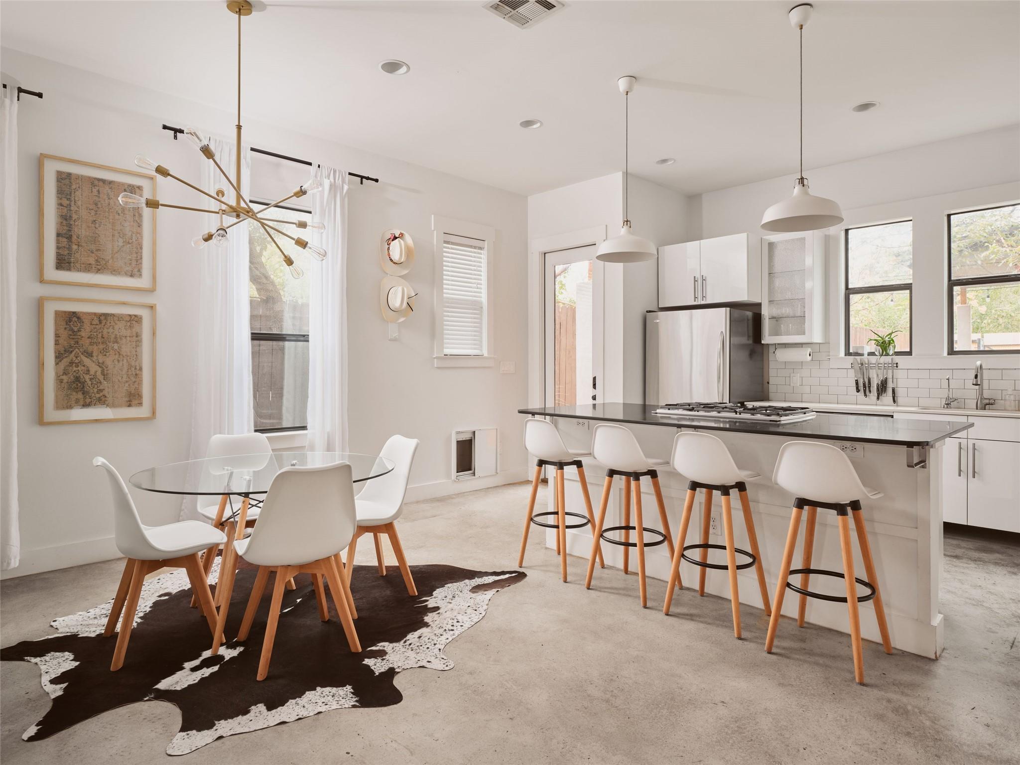 2002 E 13th St # A, Austin, TX 78702