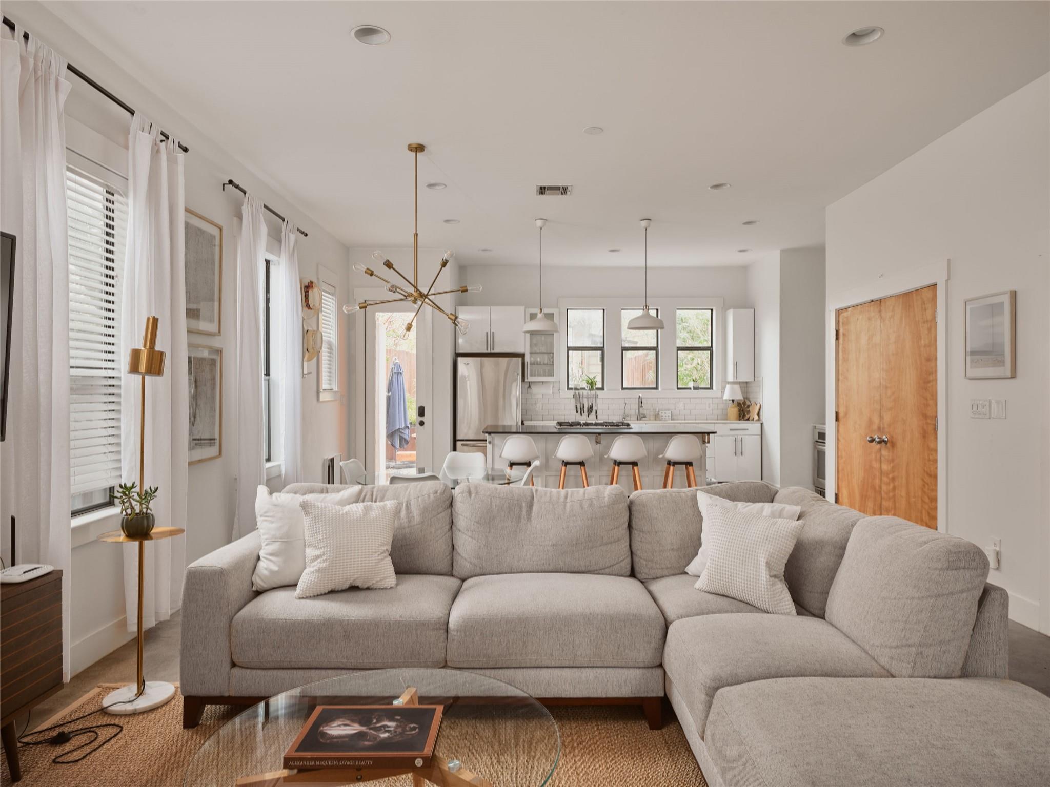 2002 E 13th St # A, Austin, TX 78702