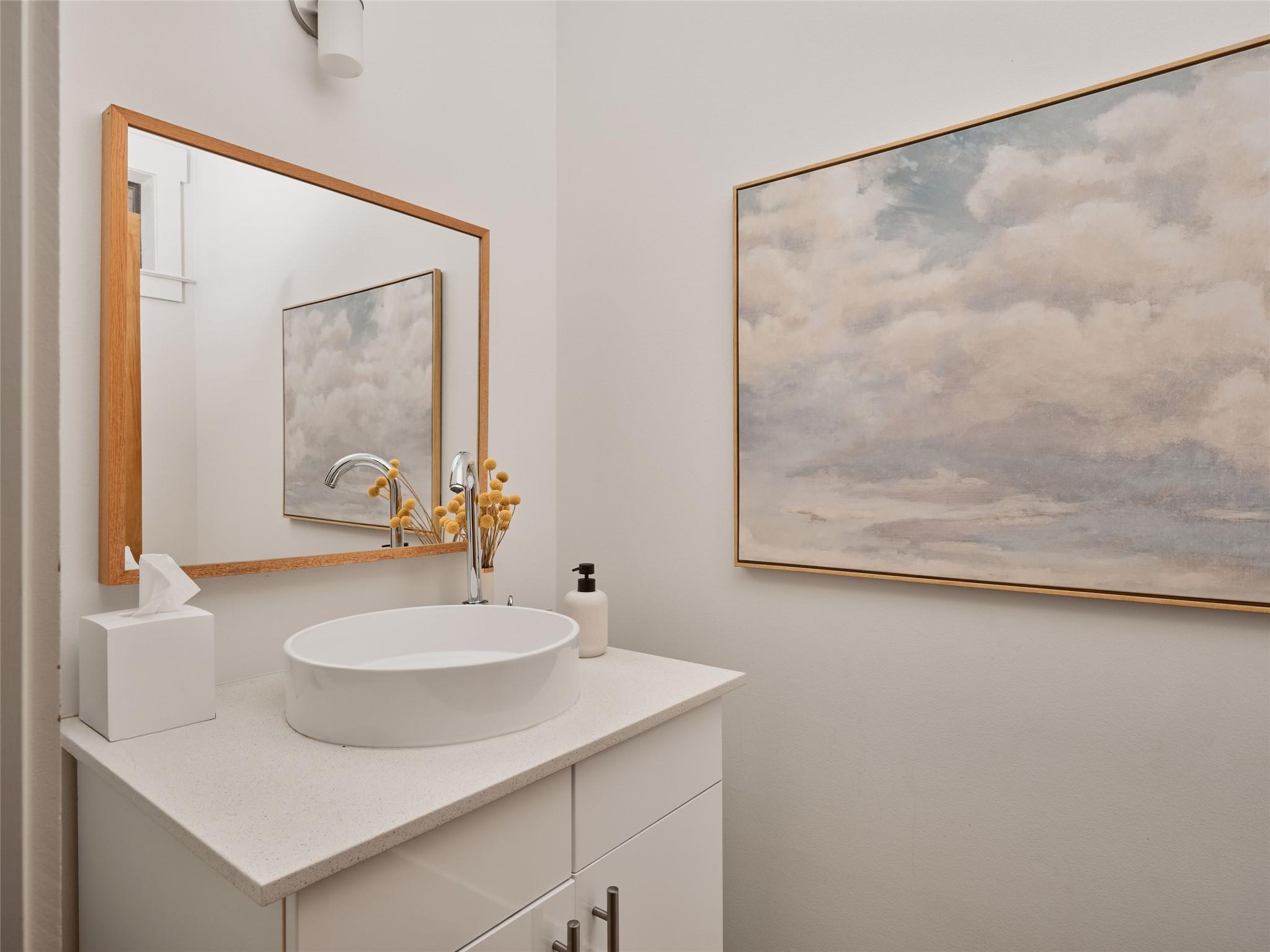 2002 E 13th St # A, Austin, TX 78702