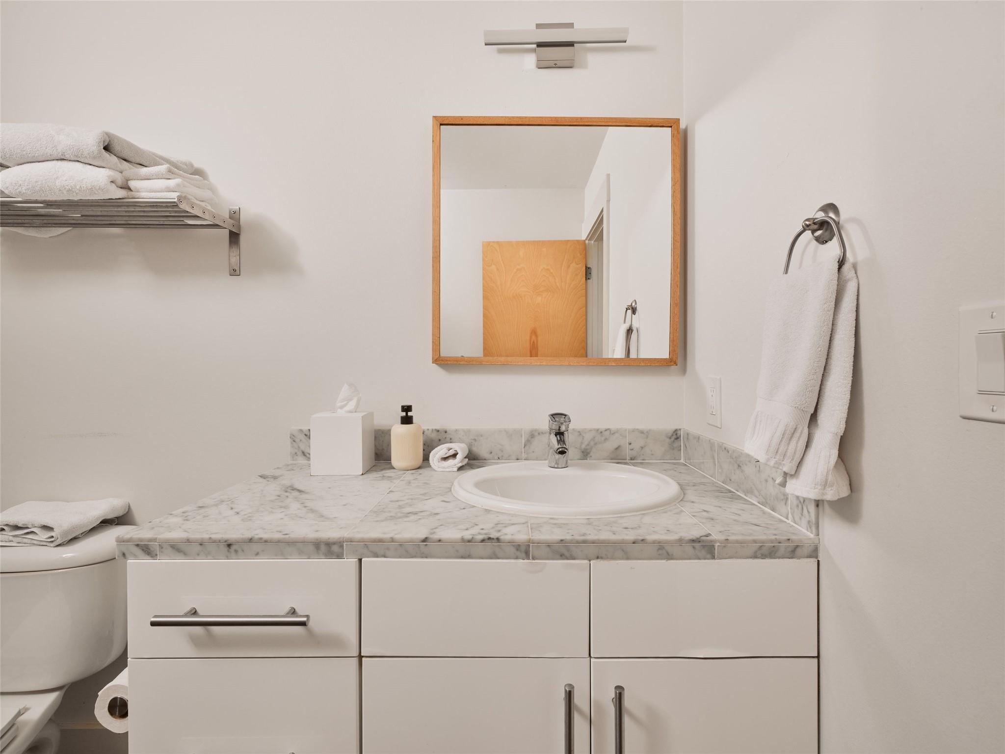 2002 E 13th St # A, Austin, TX 78702