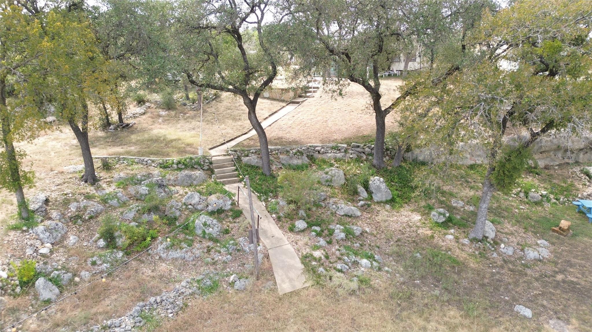 20203 Barnett Glenn Rd, Spicewood, TX 78669