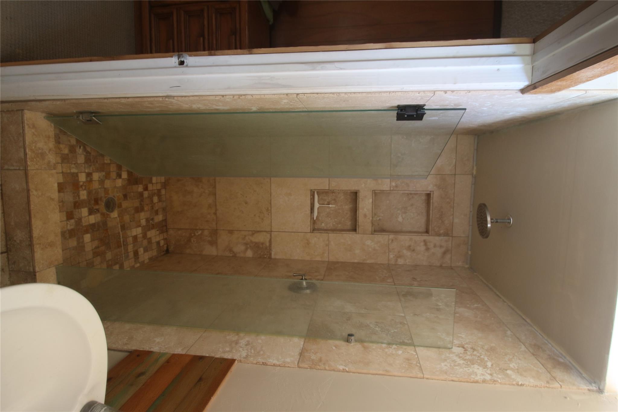 20203 Barnett Glenn Rd, Spicewood, TX 78669