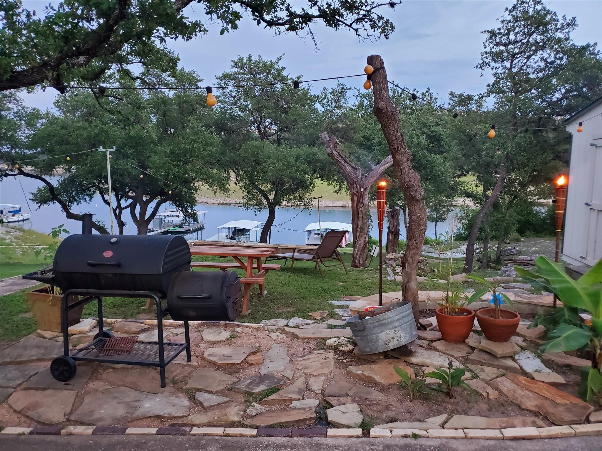 20203 Barnett Glenn Rd, Spicewood, TX 78669