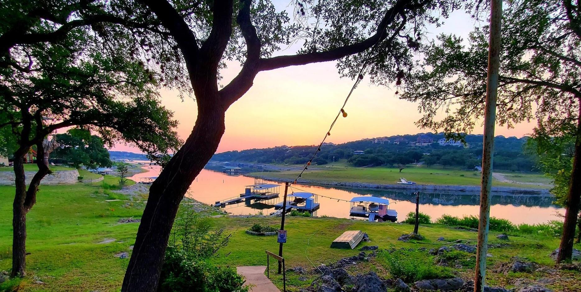 20203 Barnett Glenn Rd, Spicewood, TX 78669