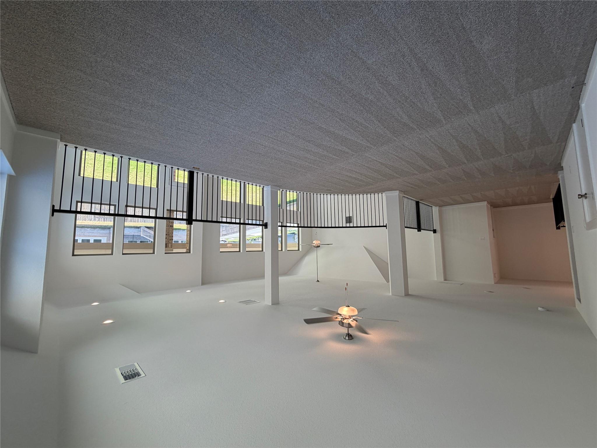 101 Gibbs Dr, Liberty Hill, TX 78642