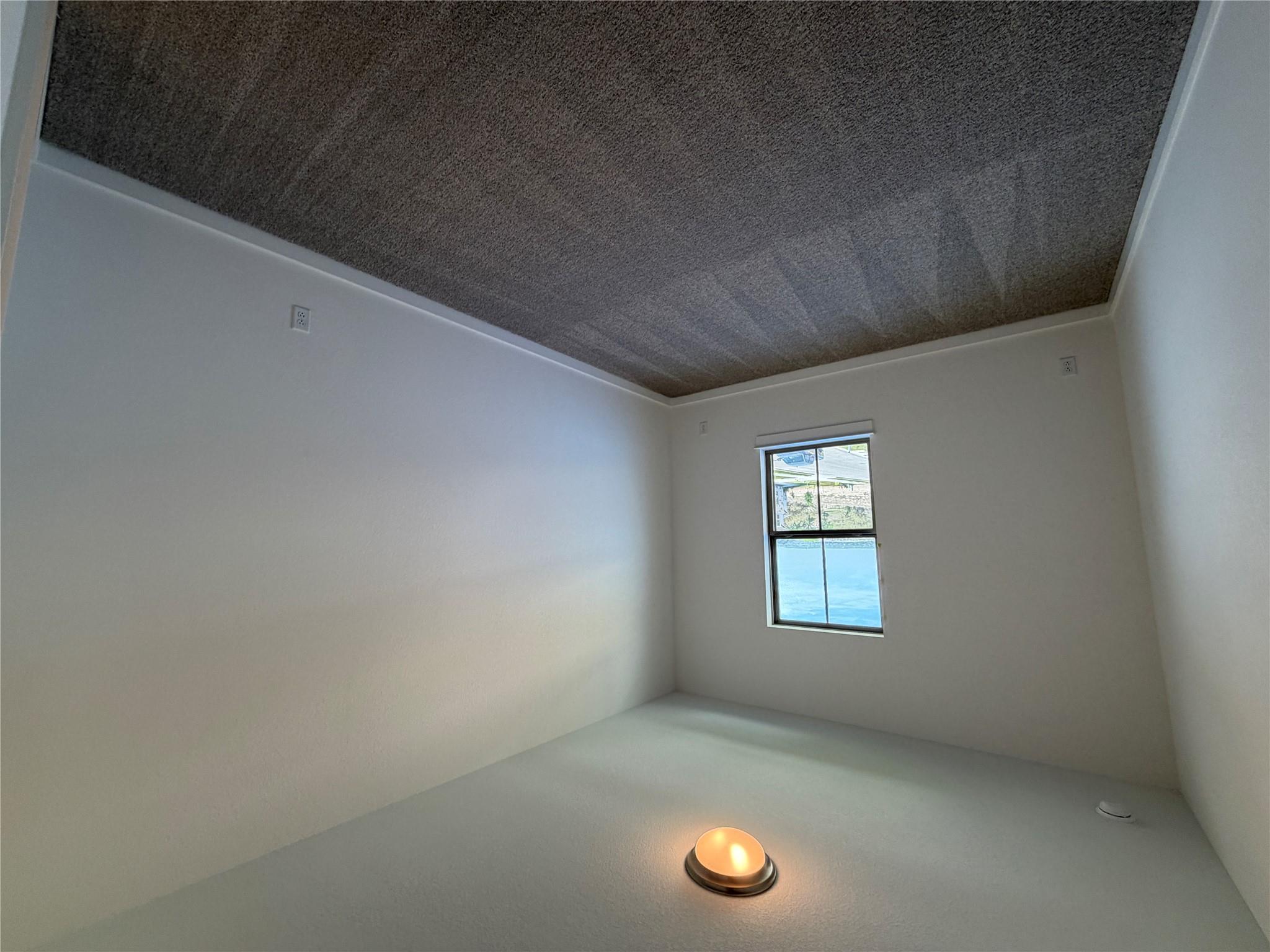 101 Gibbs Dr, Liberty Hill, TX 78642