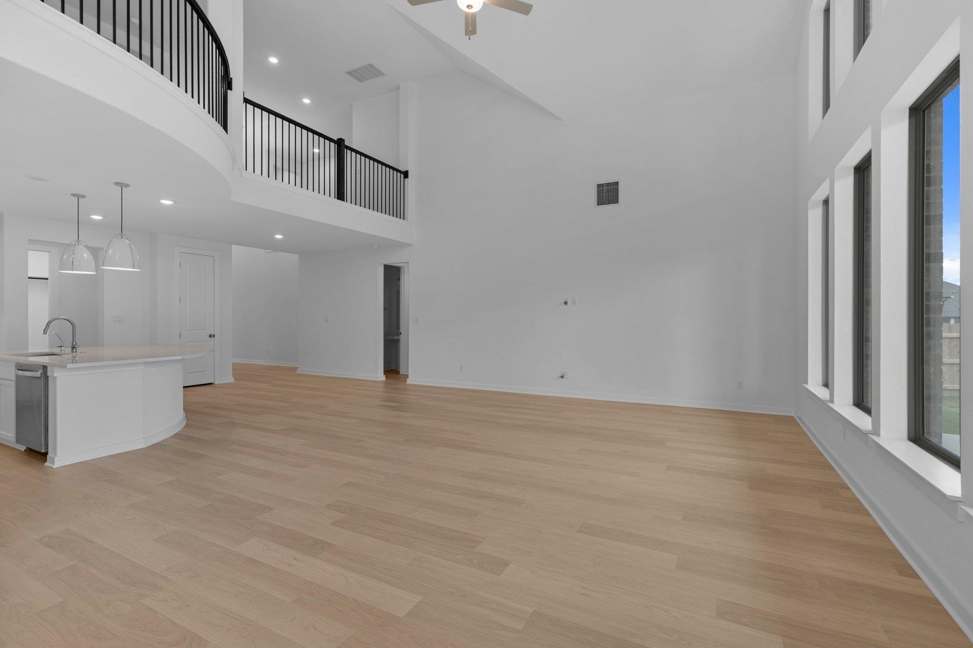 101 Gibbs Dr, Liberty Hill, TX 78642