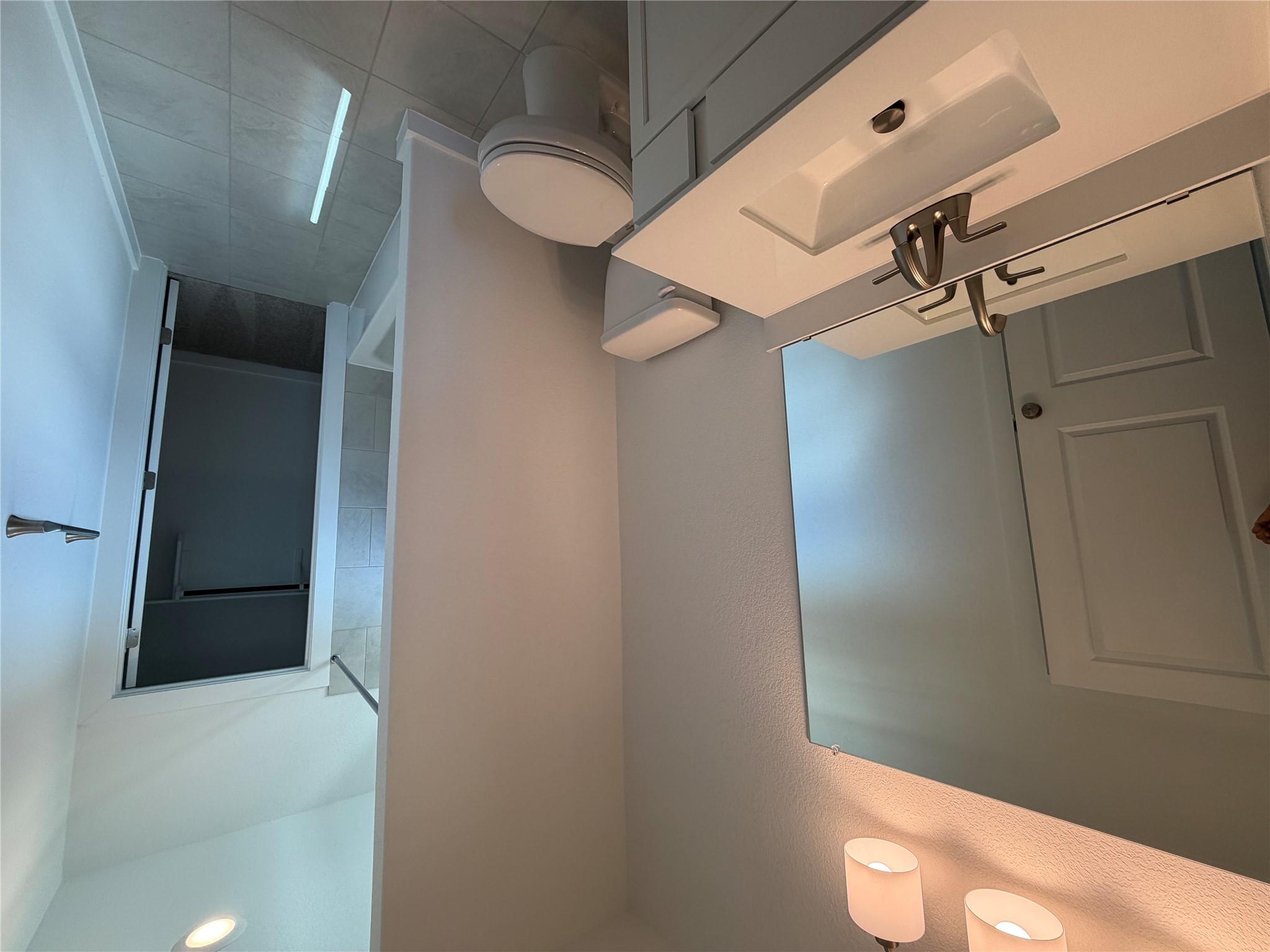 101 Gibbs Dr, Liberty Hill, TX 78642