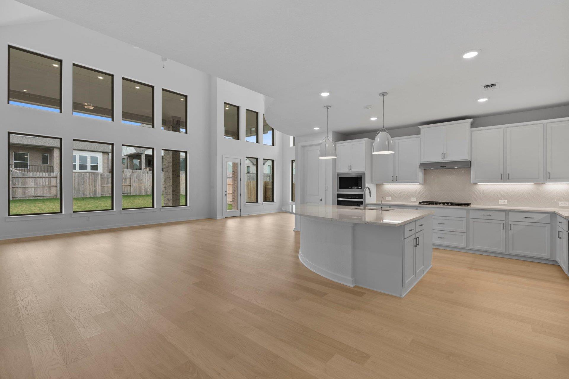 101 Gibbs Dr, Liberty Hill, TX 78642
