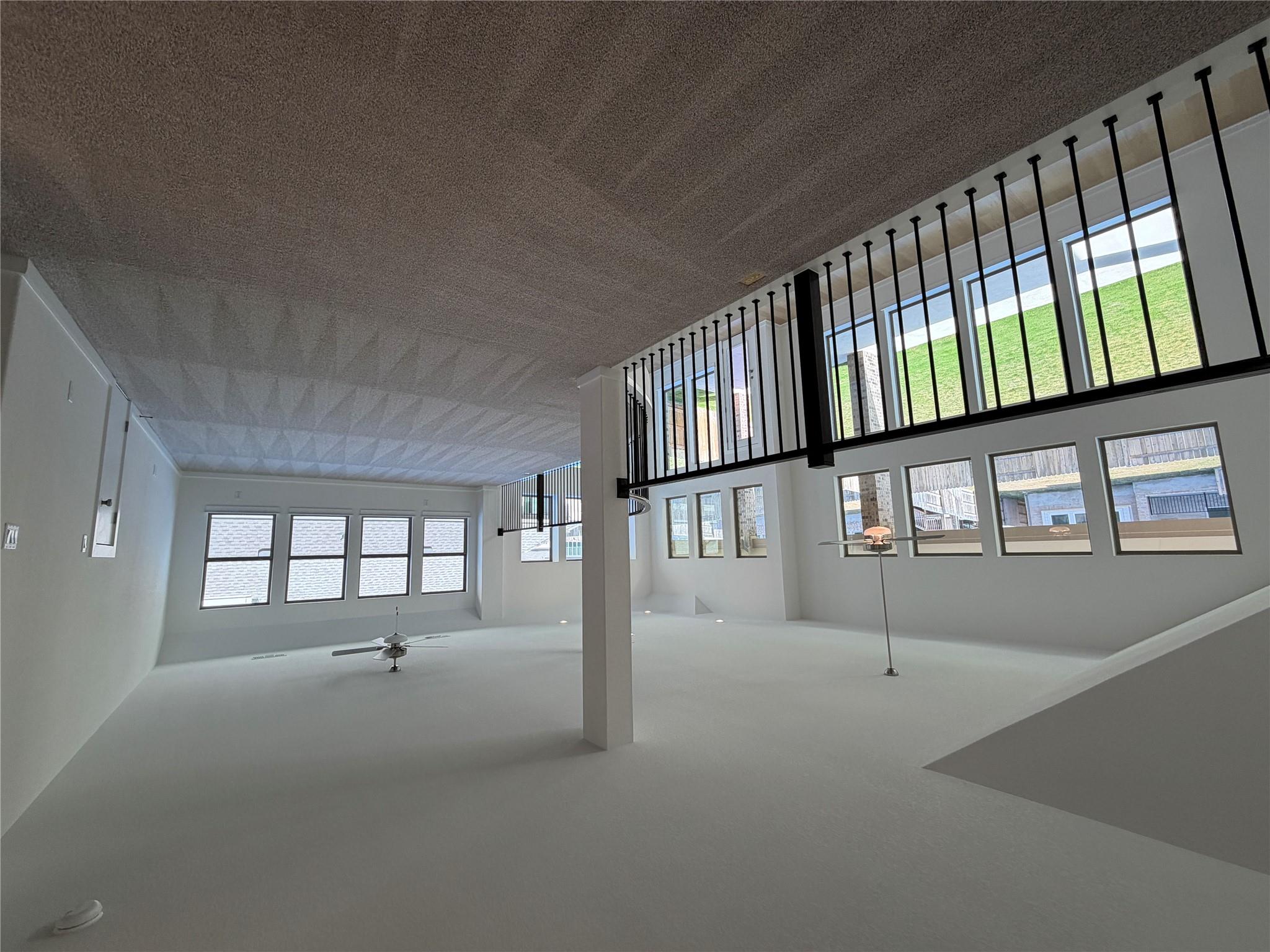 101 Gibbs Dr, Liberty Hill, TX 78642