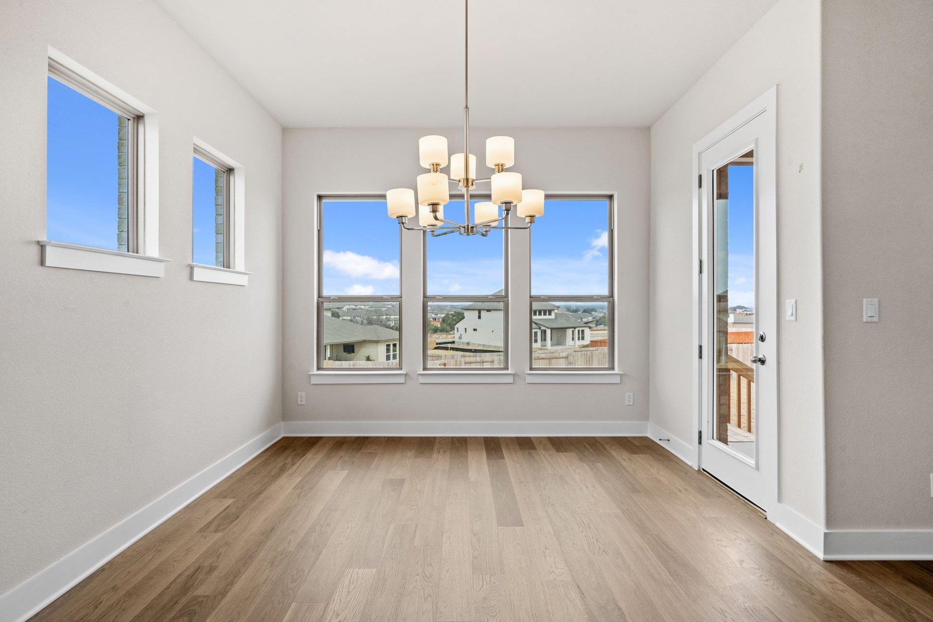 112 Gibbs Dr, Liberty Hill, TX 78642