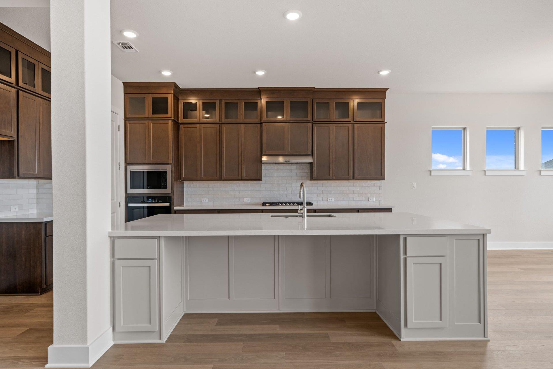 112 Gibbs Dr, Liberty Hill, TX 78642