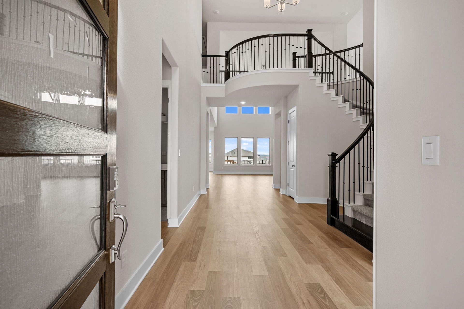 112 Gibbs Dr, Liberty Hill, TX 78642