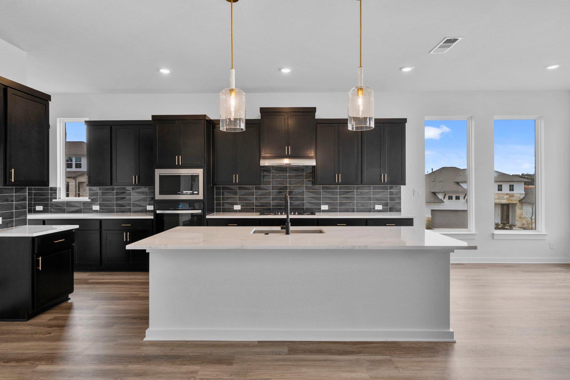 120 Gibbs Dr, Liberty Hill, TX 78642