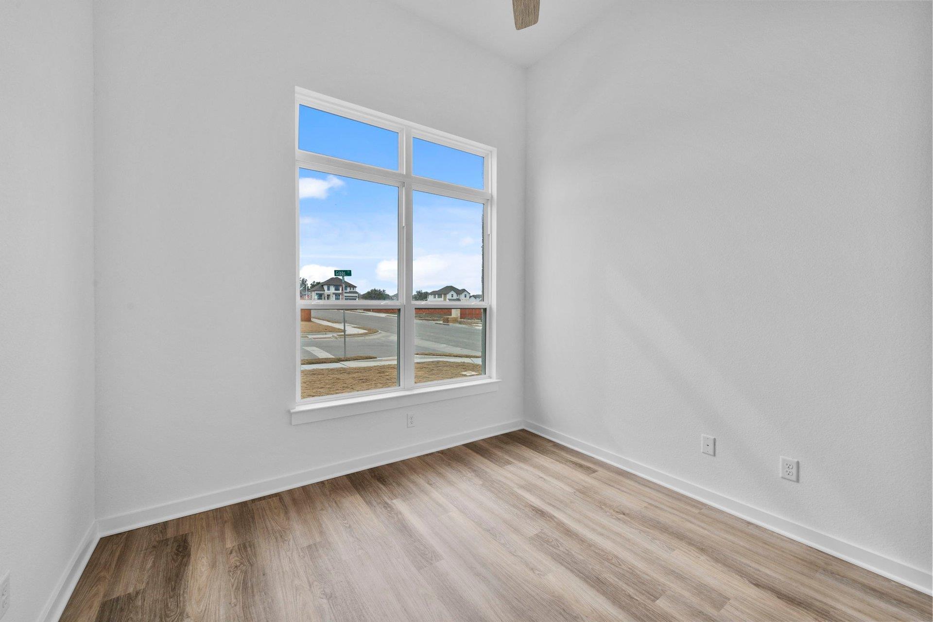 120 Gibbs Dr, Liberty Hill, TX 78642