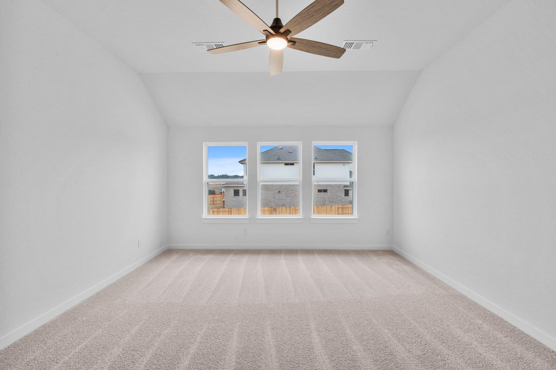 120 Gibbs Dr, Liberty Hill, TX 78642