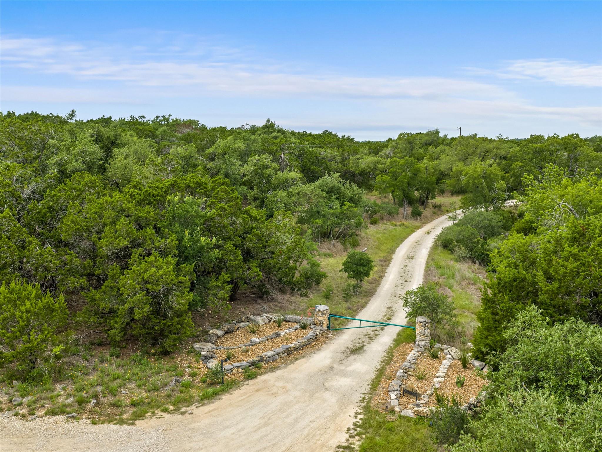 141 Lookout Dr, Wimberley, TX 78676