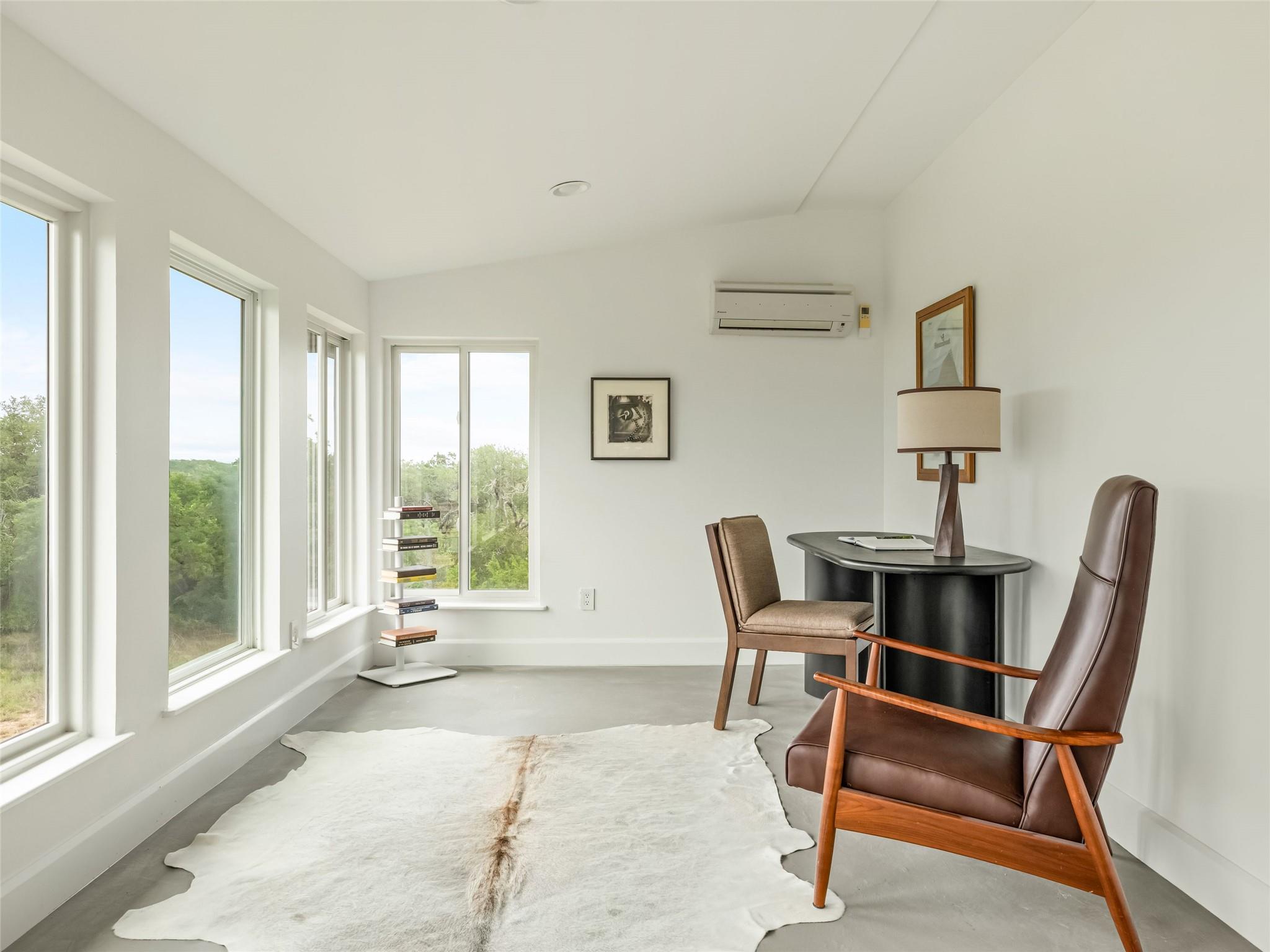 141 Lookout Dr, Wimberley, TX 78676
