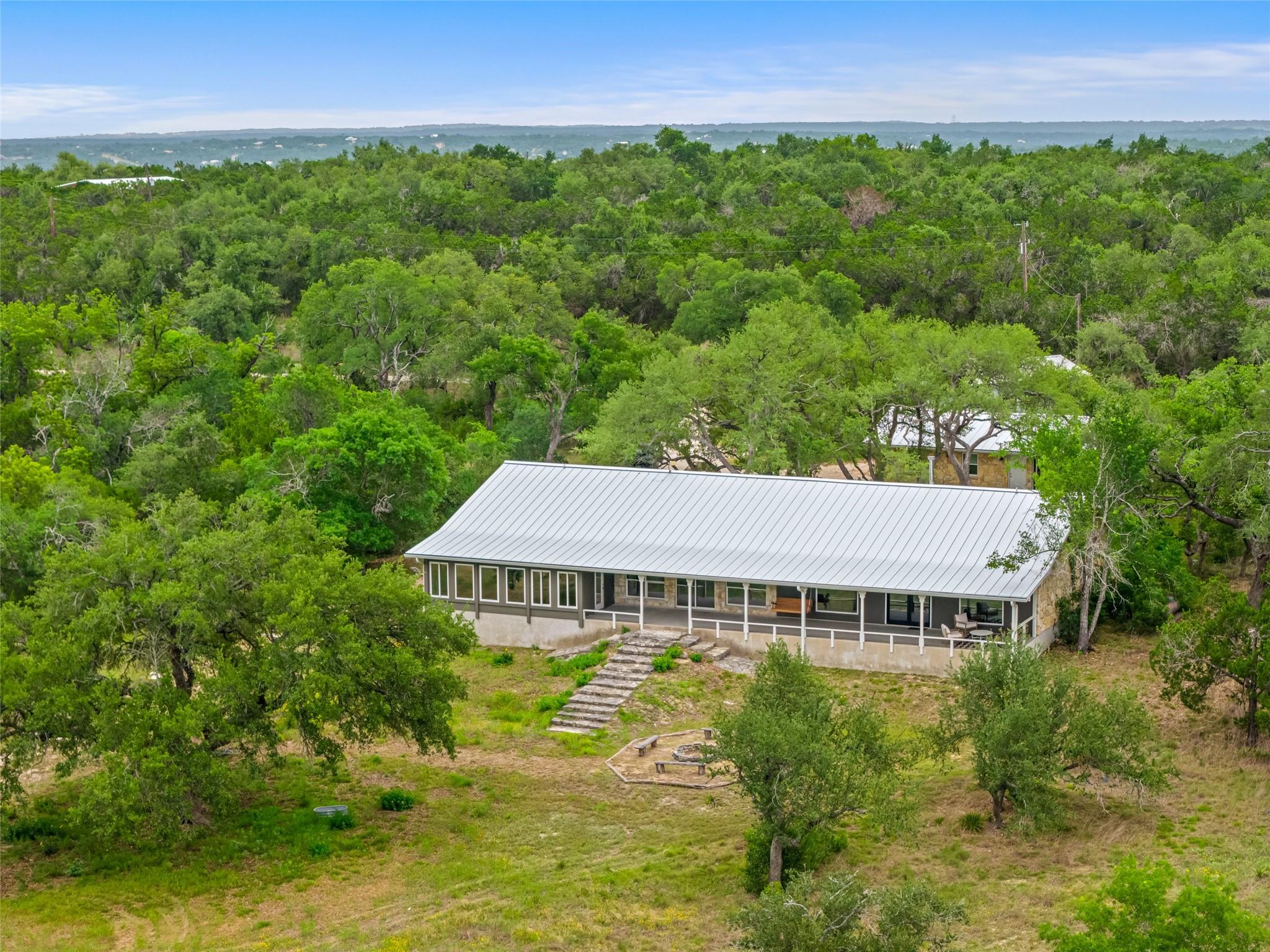 141 Lookout Dr, Wimberley, TX 78676