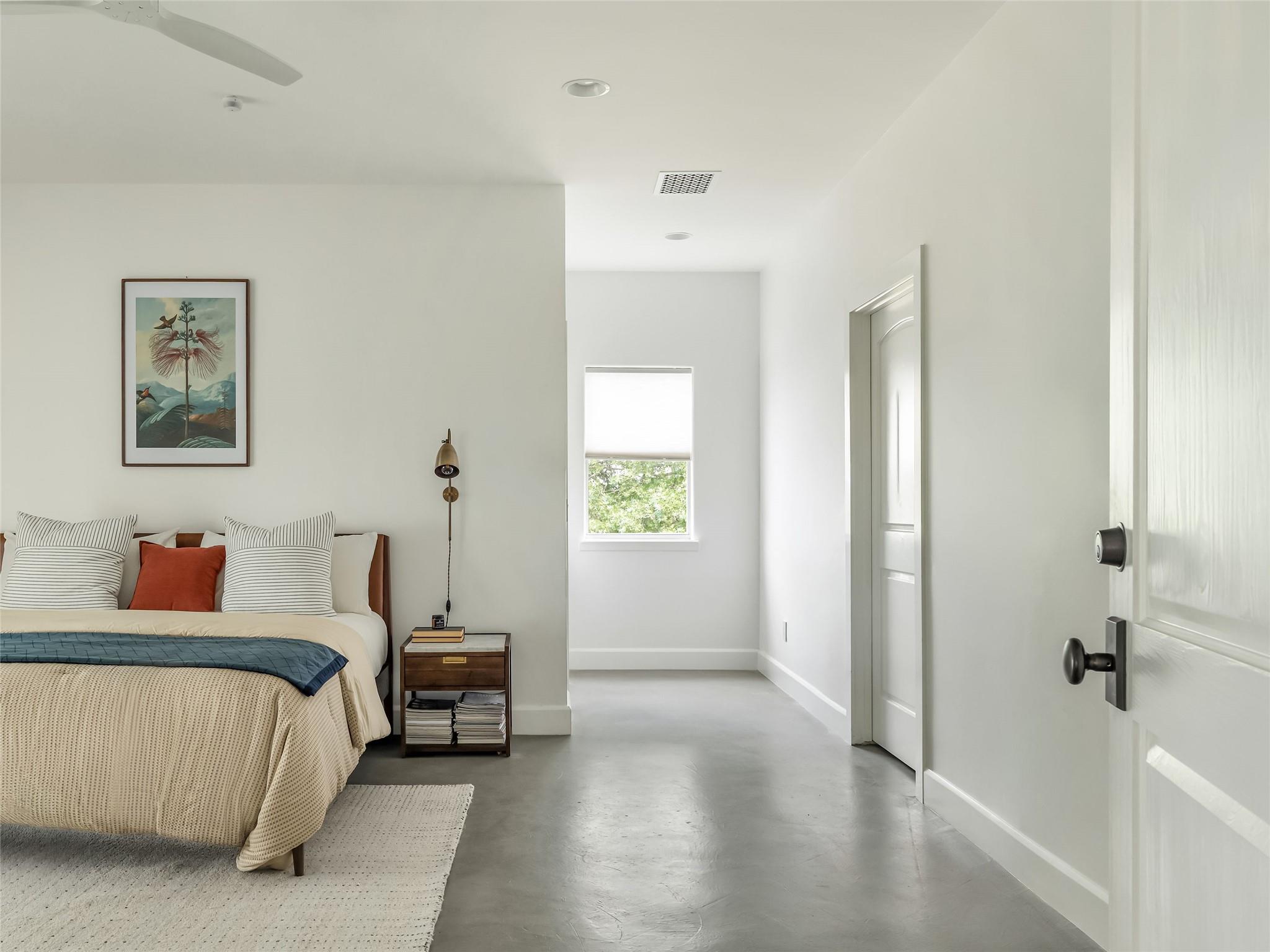 141 Lookout Dr, Wimberley, TX 78676