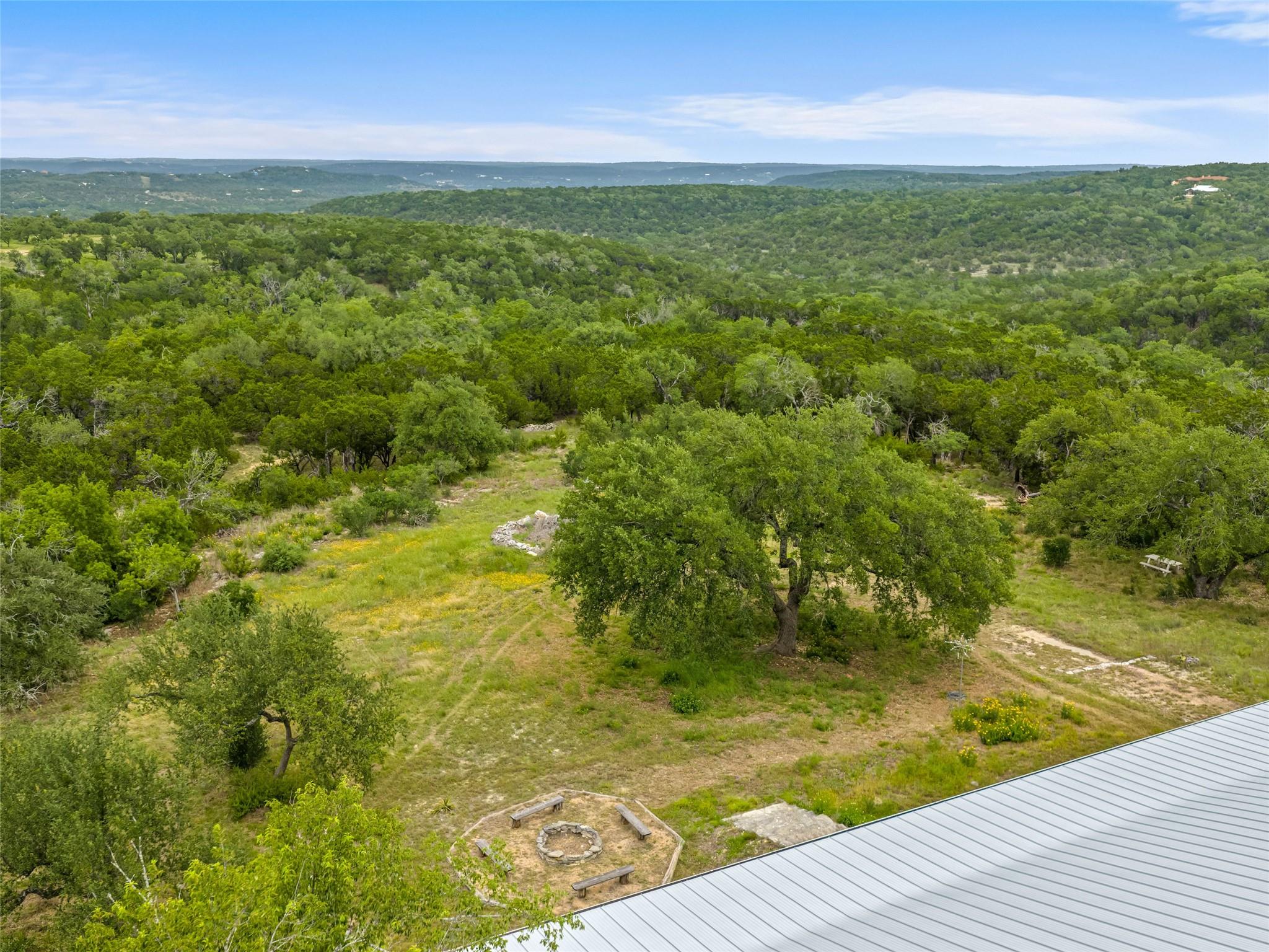 141 Lookout Dr, Wimberley, TX 78676