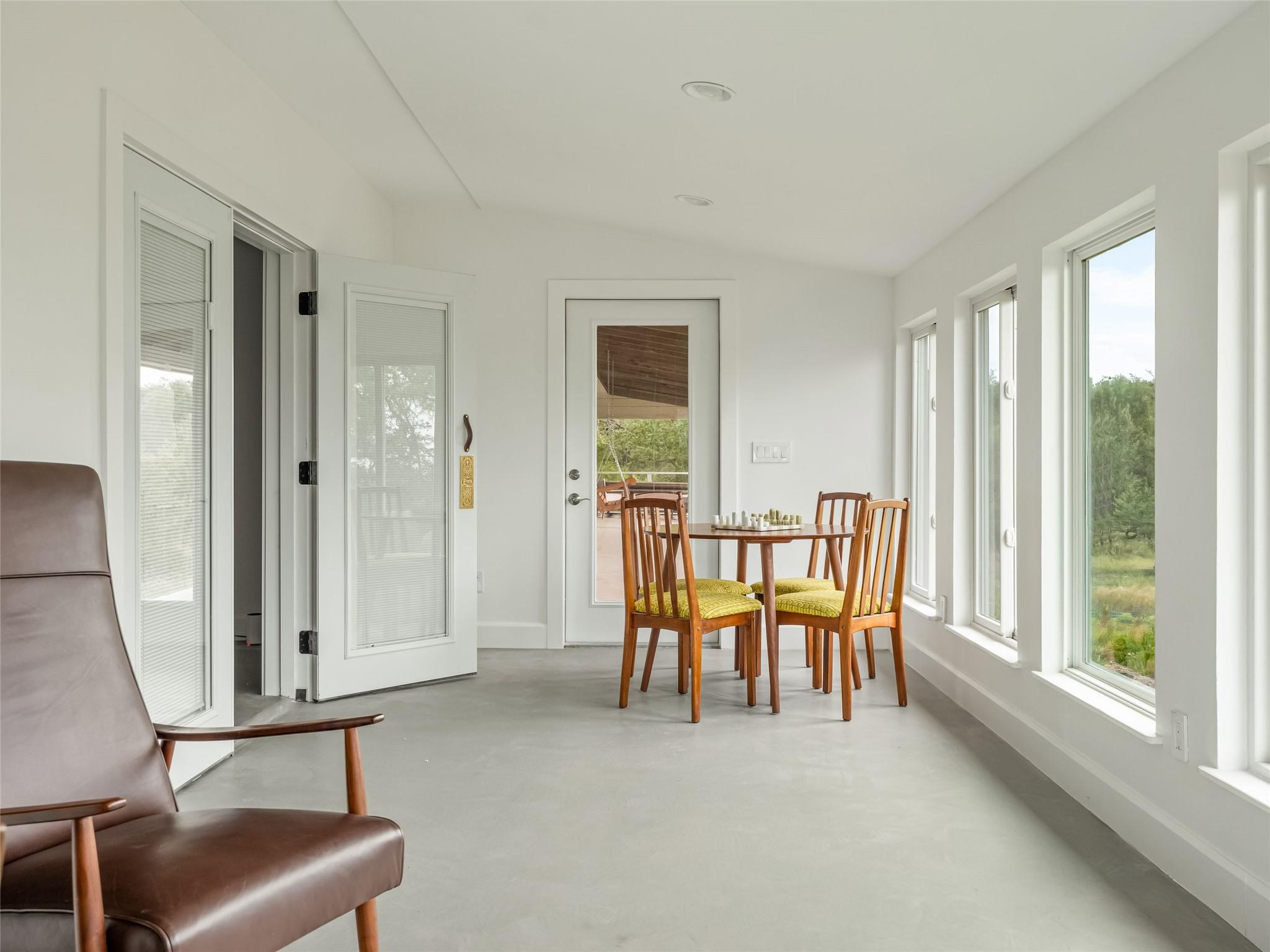 141 Lookout Dr, Wimberley, TX 78676