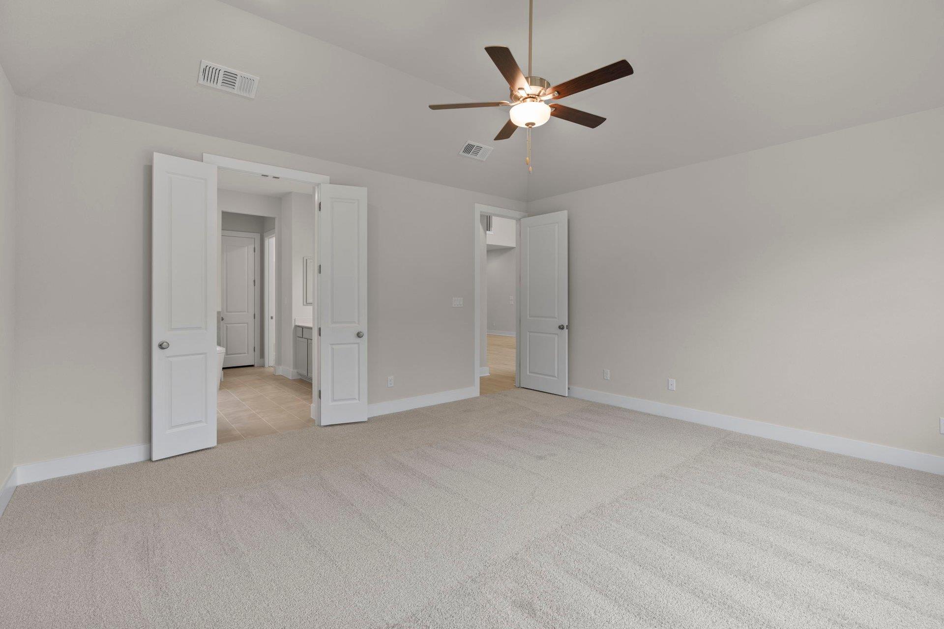 125 Smoke Signal Ct, Liberty Hill, TX 78642