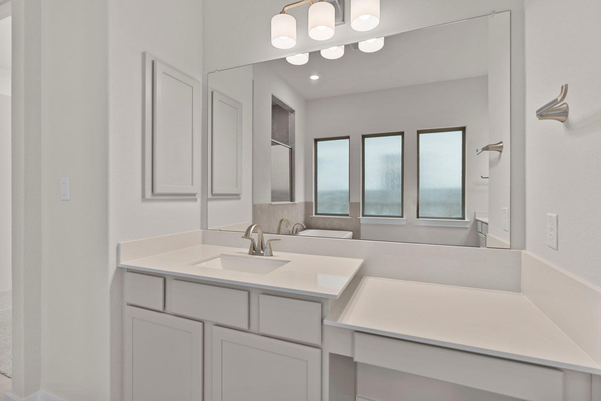 125 Smoke Signal Ct, Liberty Hill, TX 78642