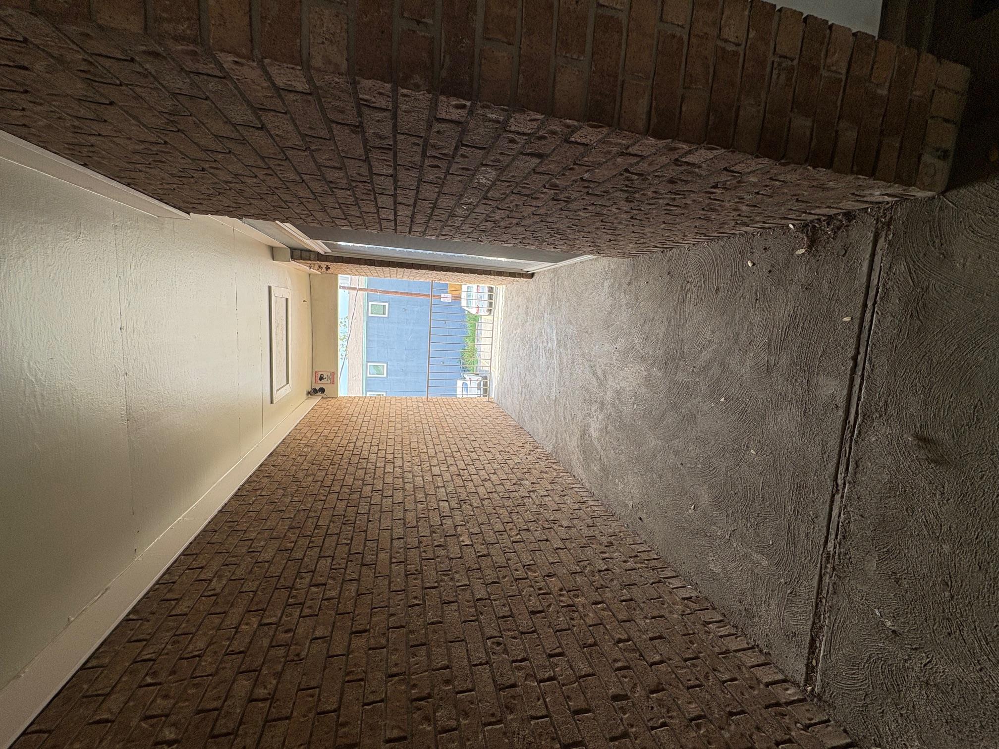 400 W 35th St # 203, Austin, TX 78705