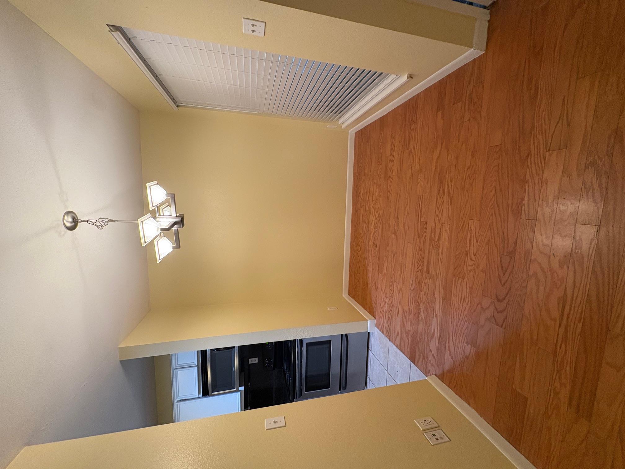 400 W 35th St # 203, Austin, TX 78705