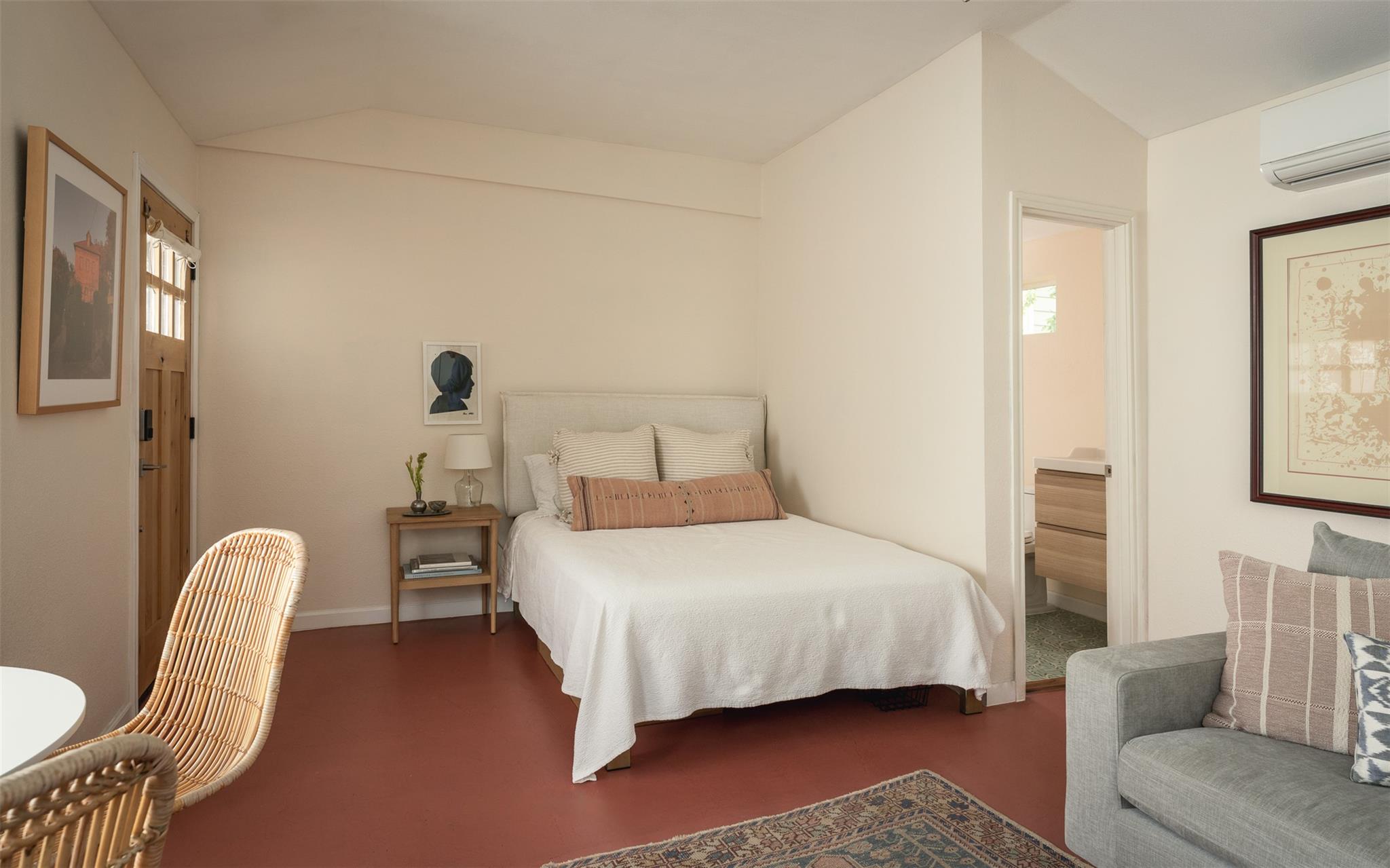 5207 Valley Oak Dr, Austin, TX 78731