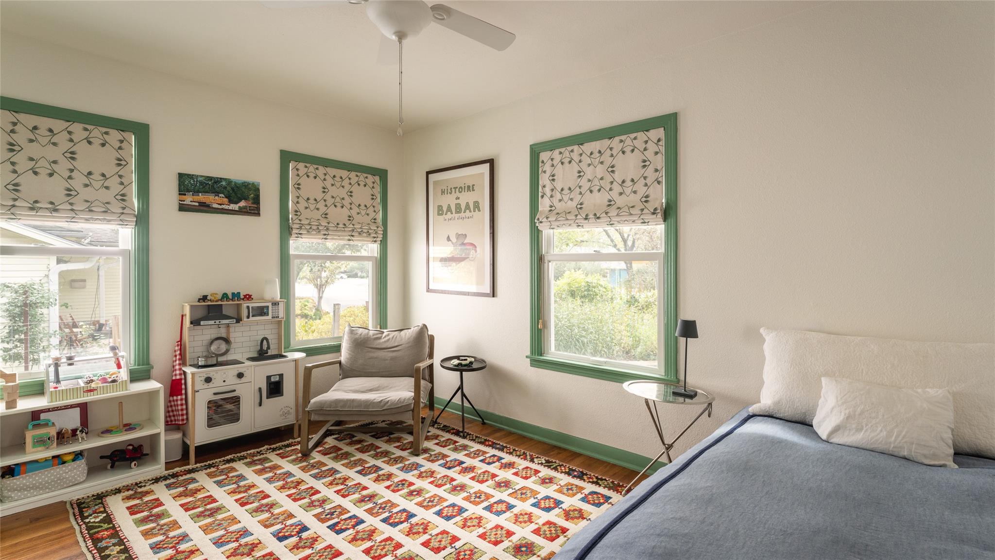 5207 Valley Oak Dr, Austin, TX 78731