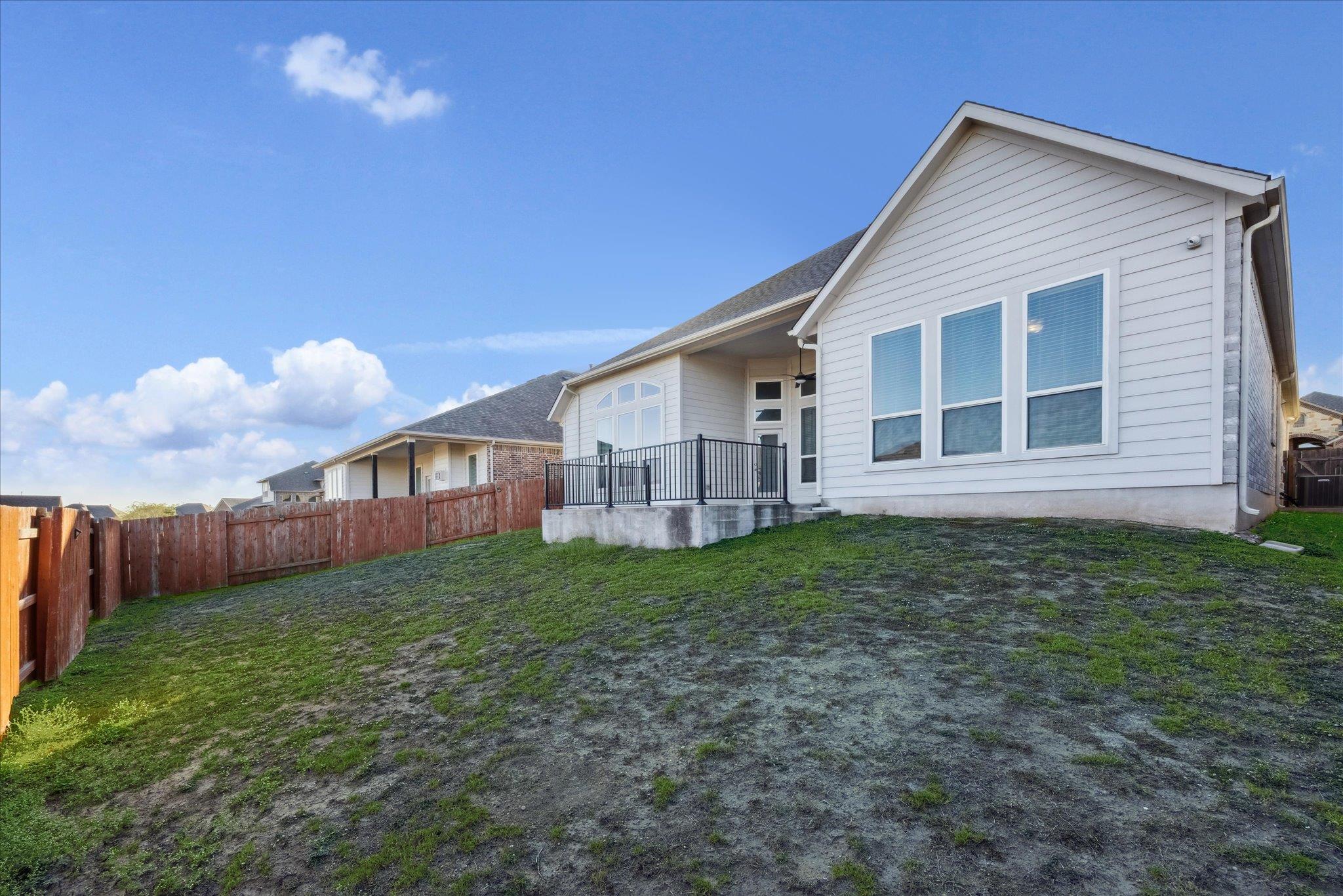 623 Baretta Loop, Buda, TX 78610