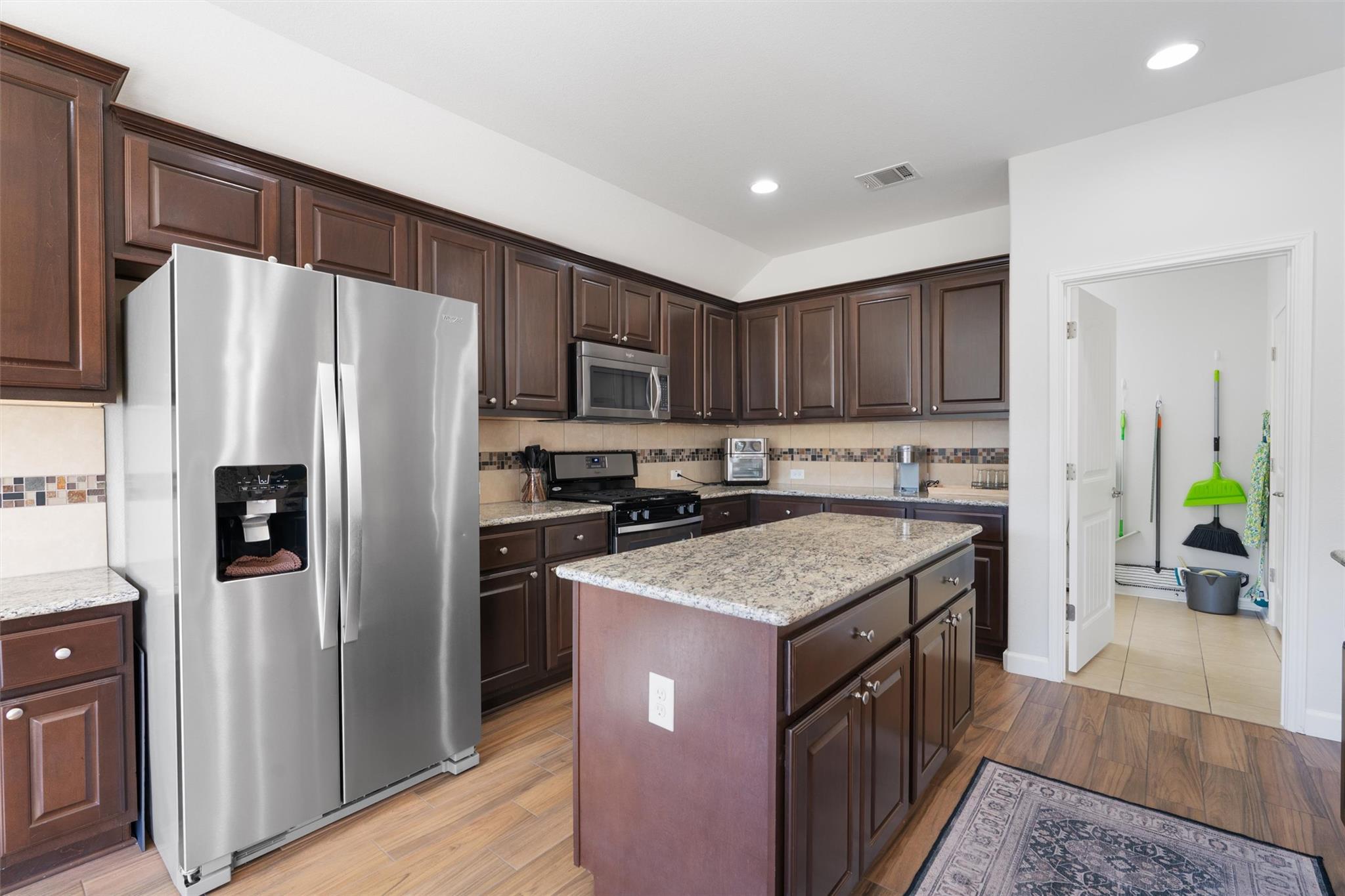 1104 Daylily Loop, Georgetown, TX 78626