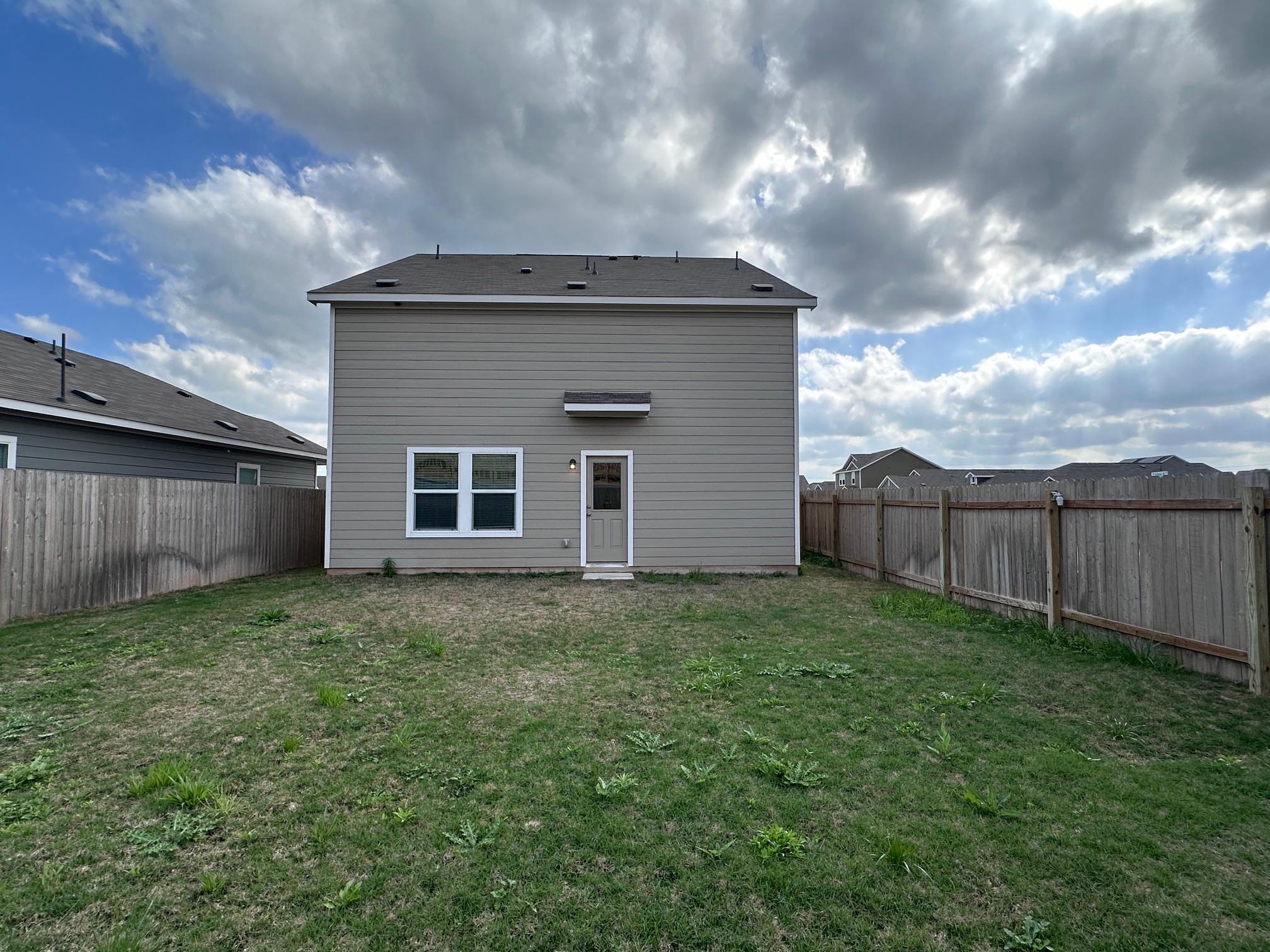 1140 Cattail Ln, Bastrop, TX 78602